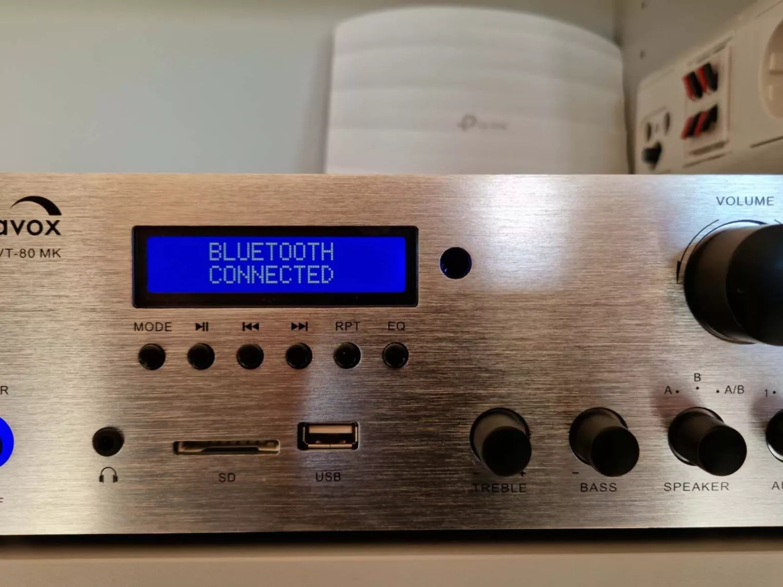 Tinyhaus Adam - Binnen