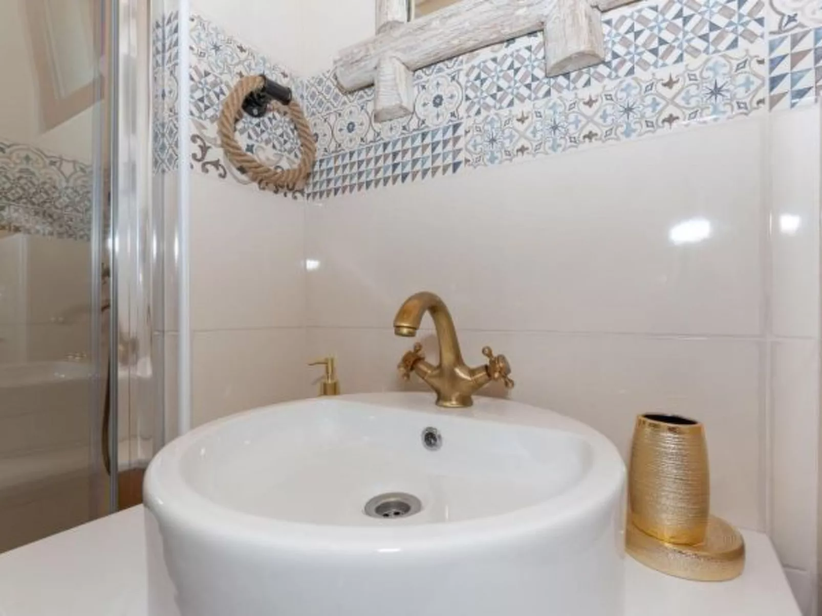 Eco Villa Solus with pool - Image-tags.info