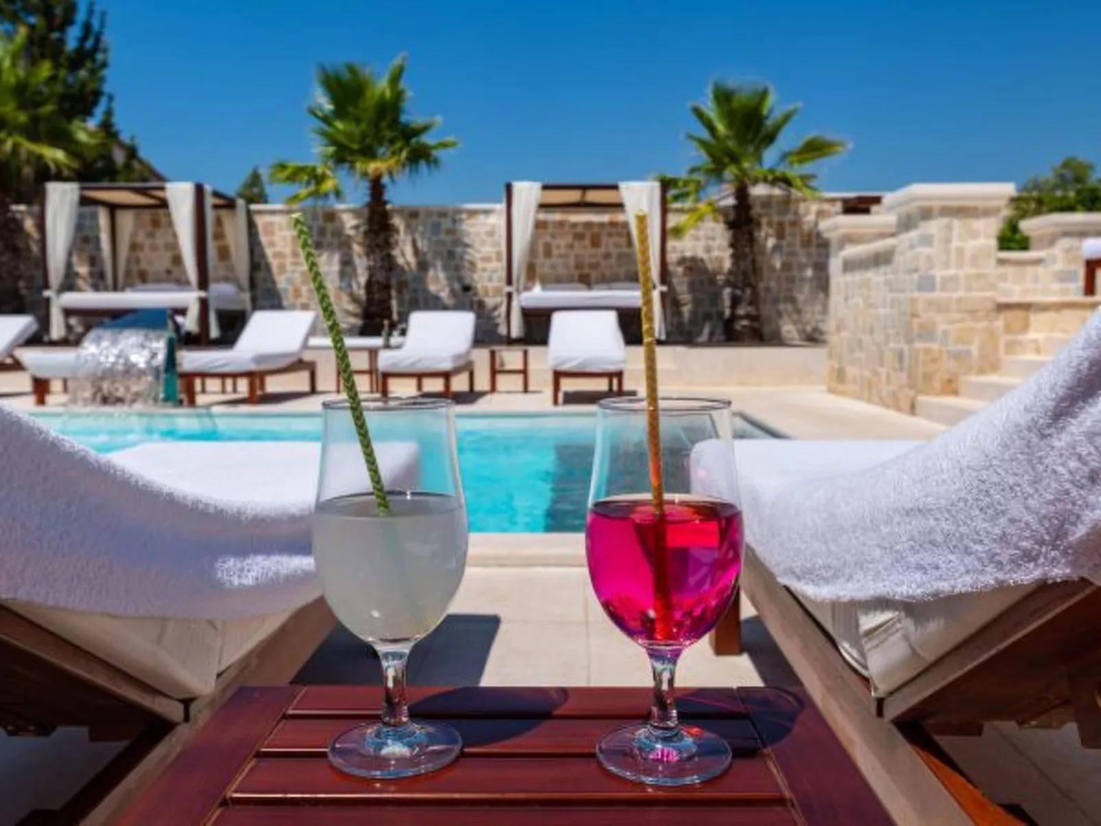 Villa Nena with heated pool, jacuzzi and sauna - Image-tags.info