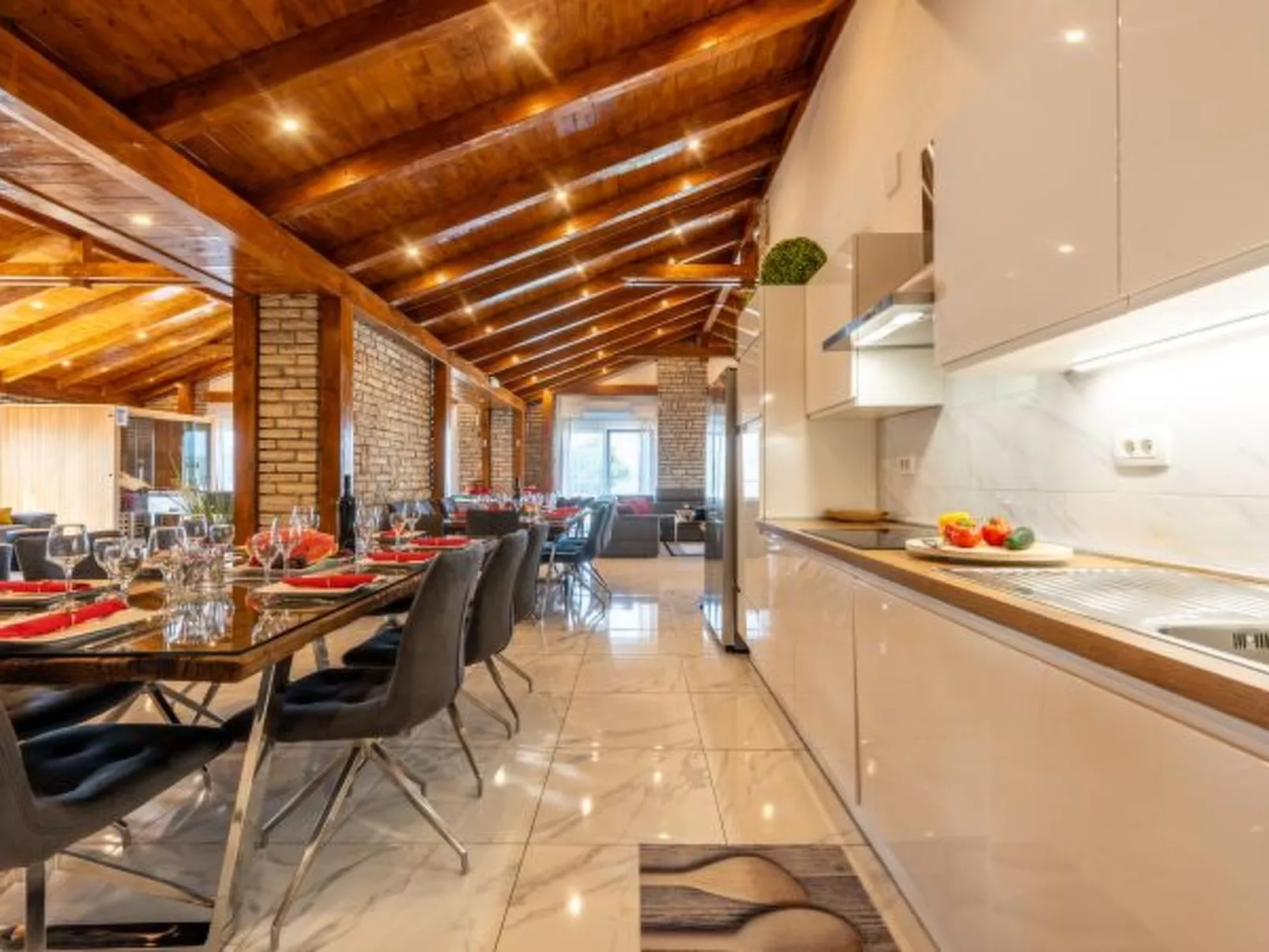 Villa Ancora for 16 guests,  No.1 - Image-tags.info