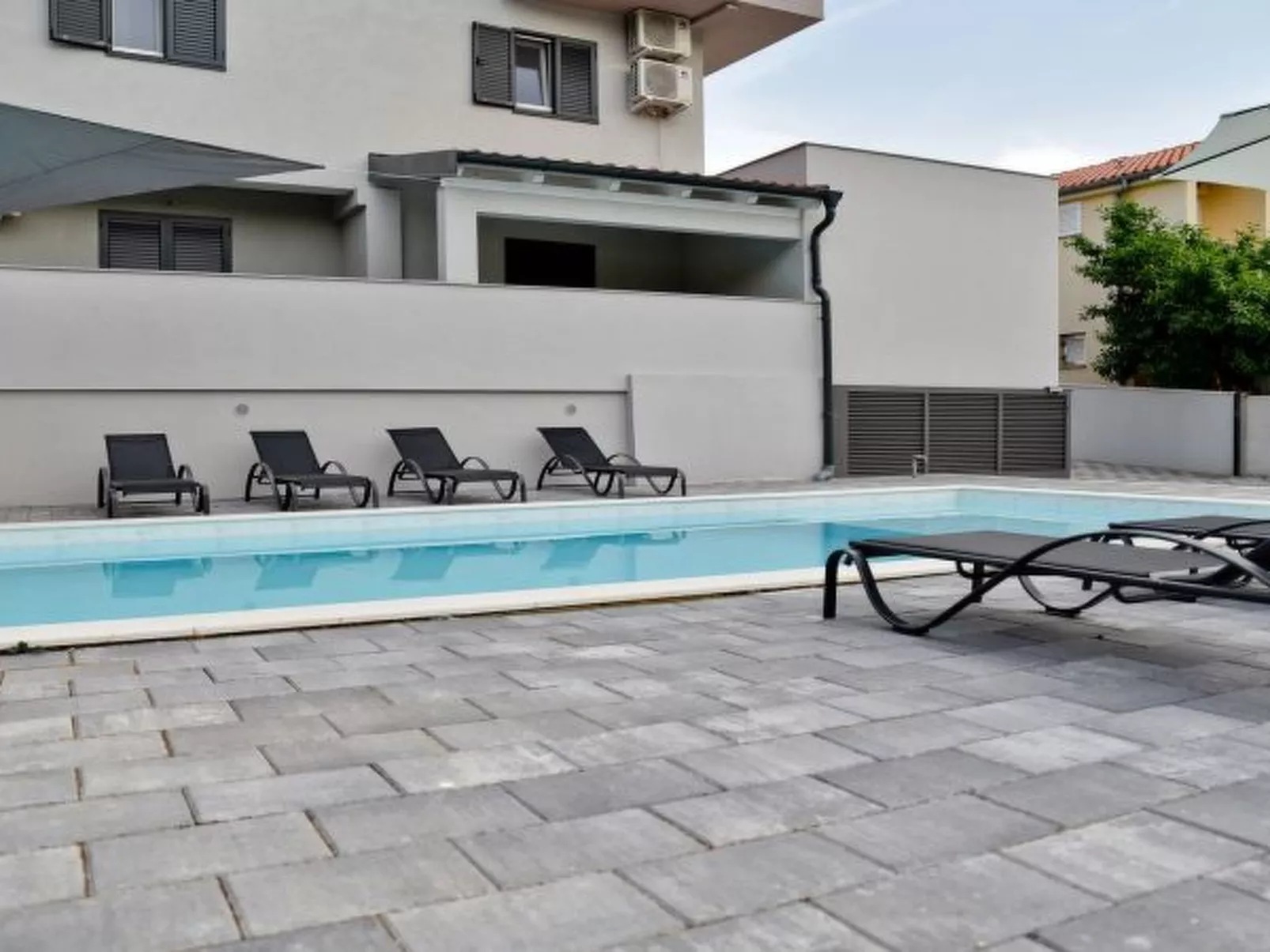 Villa Pinia with pool, Zadar - Image-tags.info