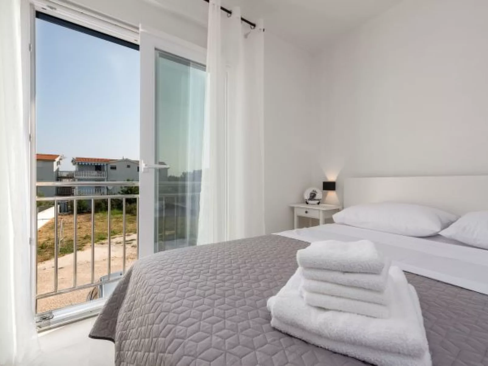 Apartment Laurel near the sea - Image-tags.info