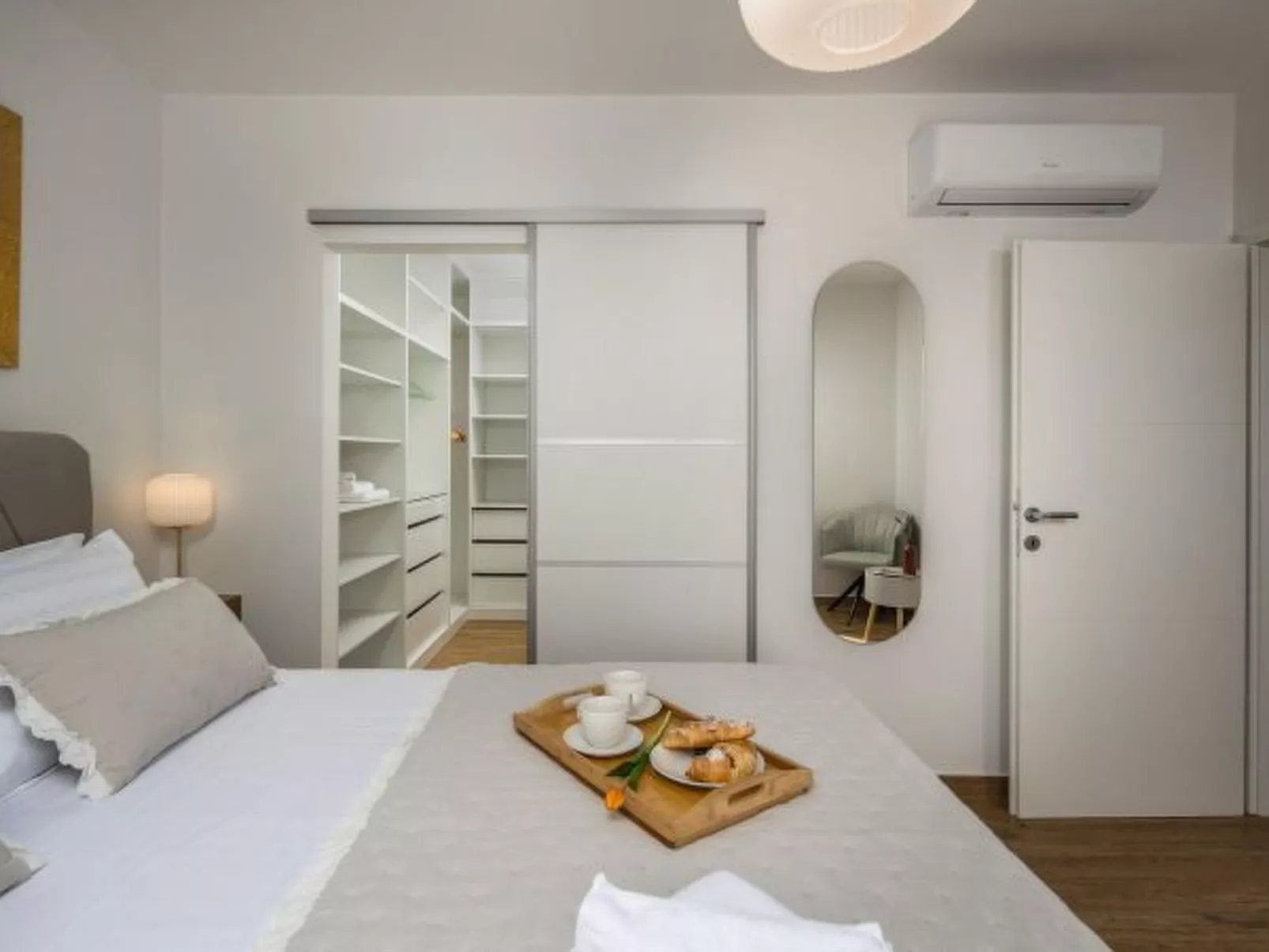 Seaview Villa Deep Green with pool - Image-tags.info