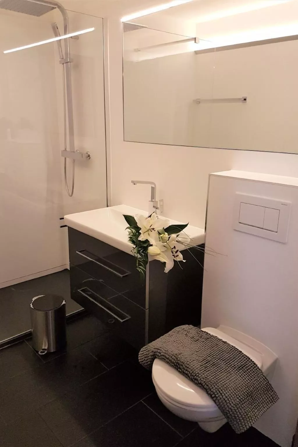 Mit Bergblick - Binnen