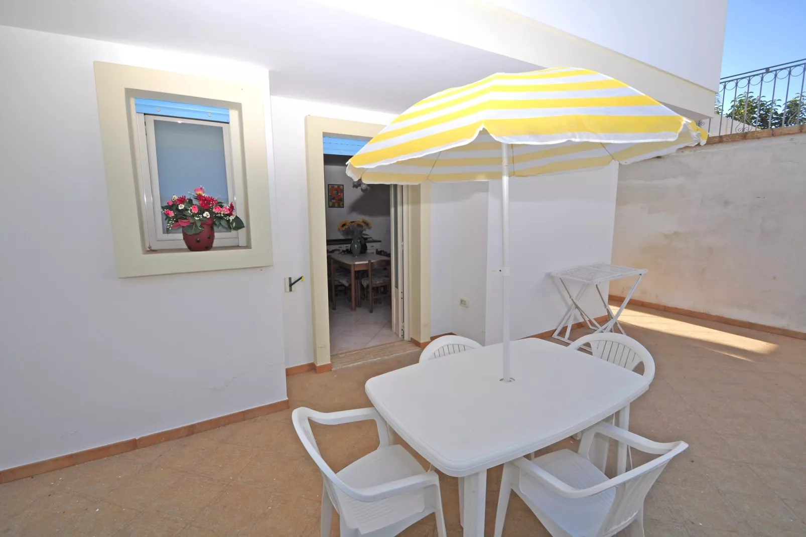 TS Trilo -1 - Terrasbalkon