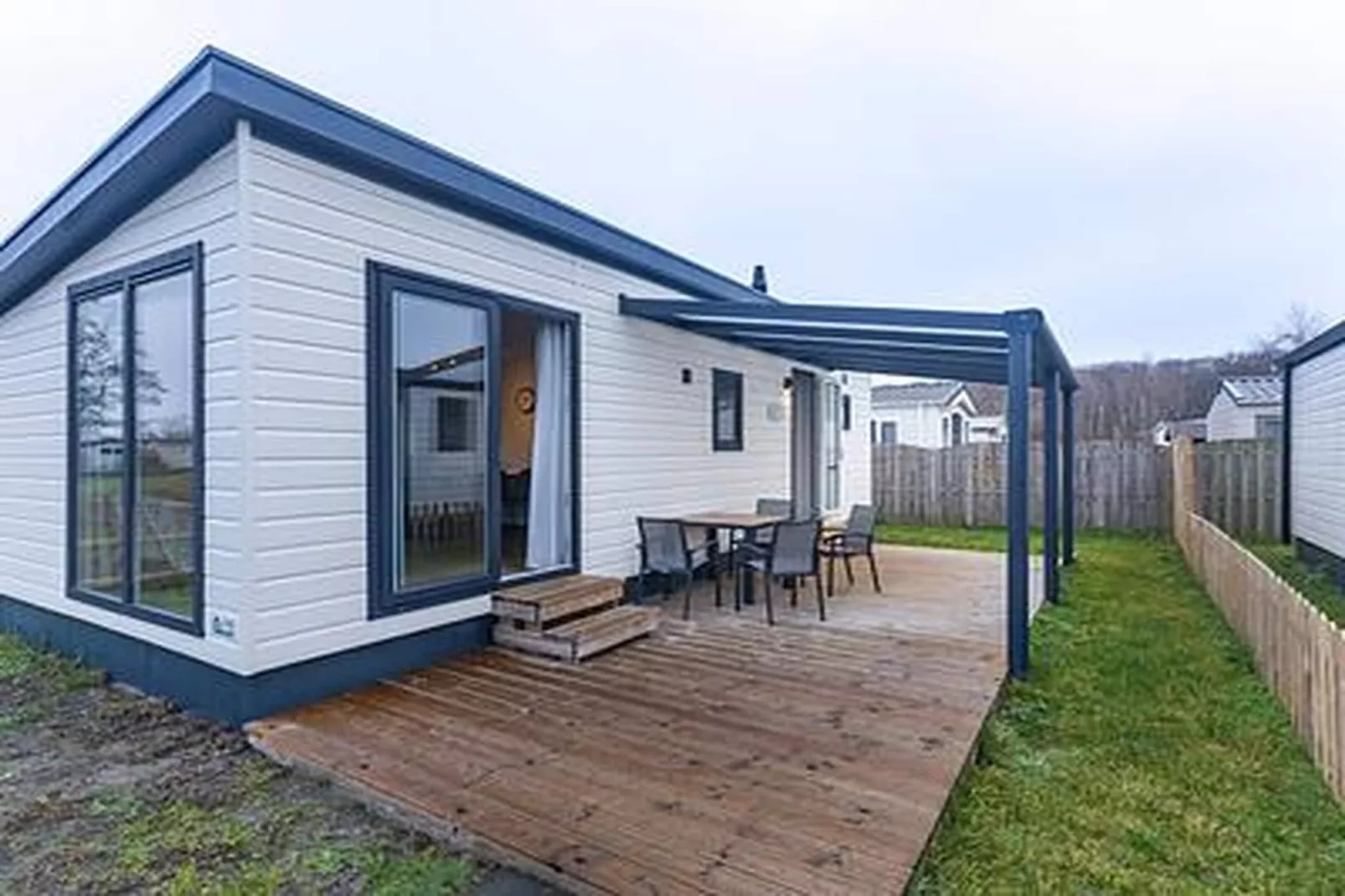 Duinhoeve chalet Schelp - Buitenkant zomer