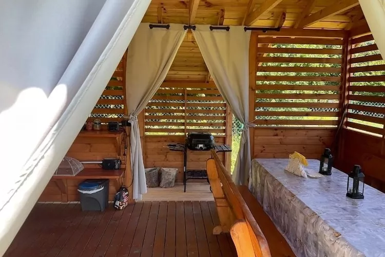 Dom wakacyjny w Dębinie dla max 6 osób - Recreatieruimte