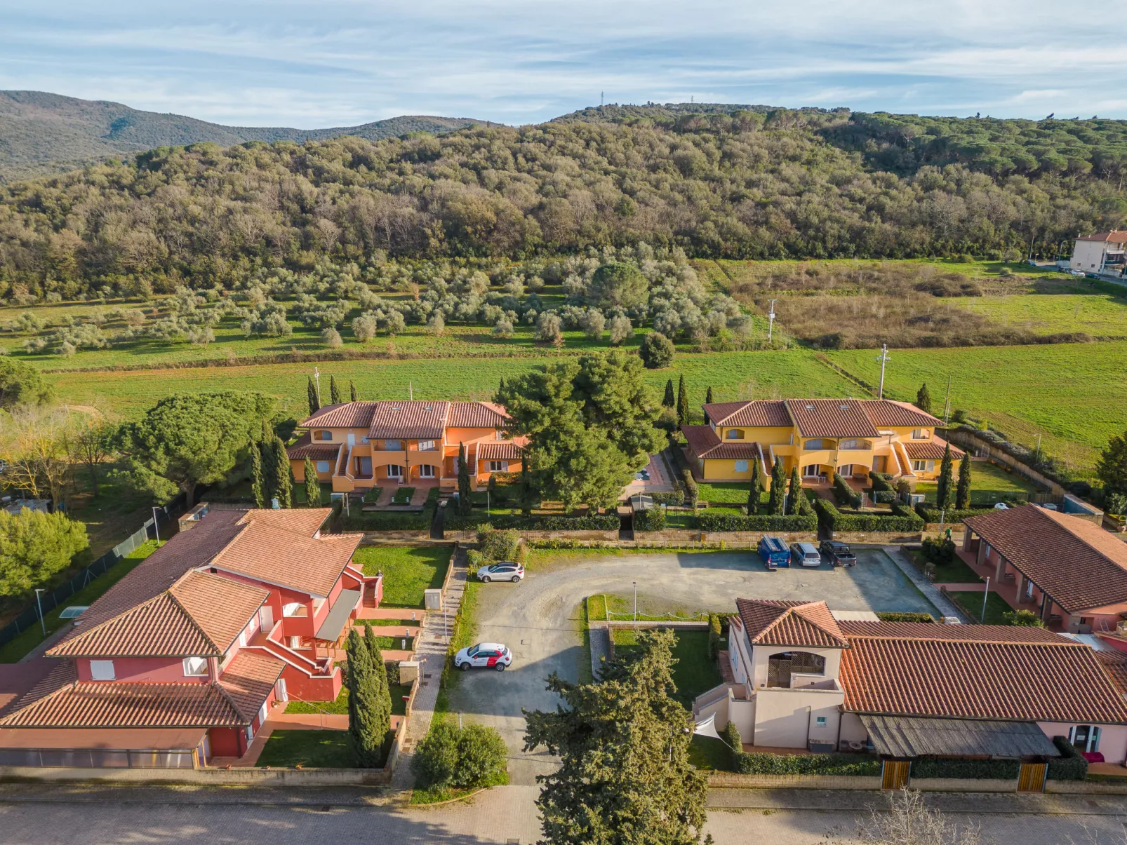 Aba Village - Buiten