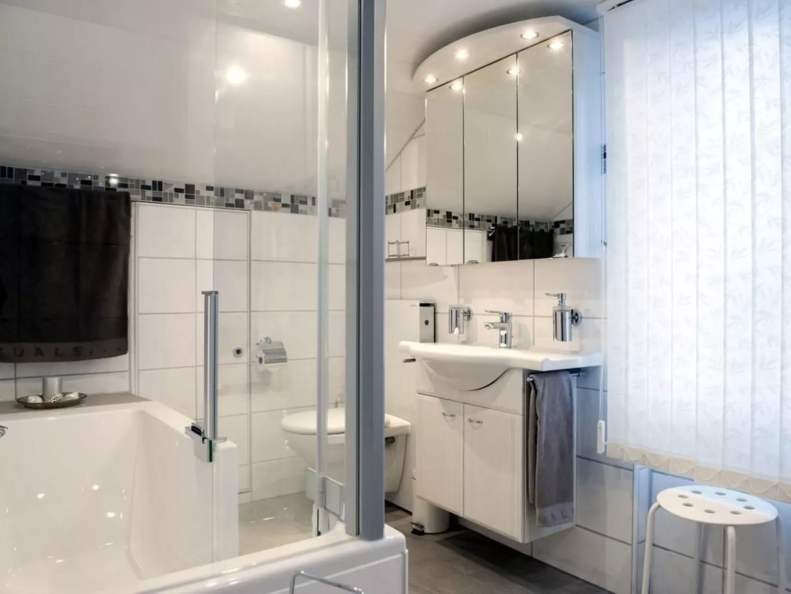 Im Fürstenland 2.OG - Binnen