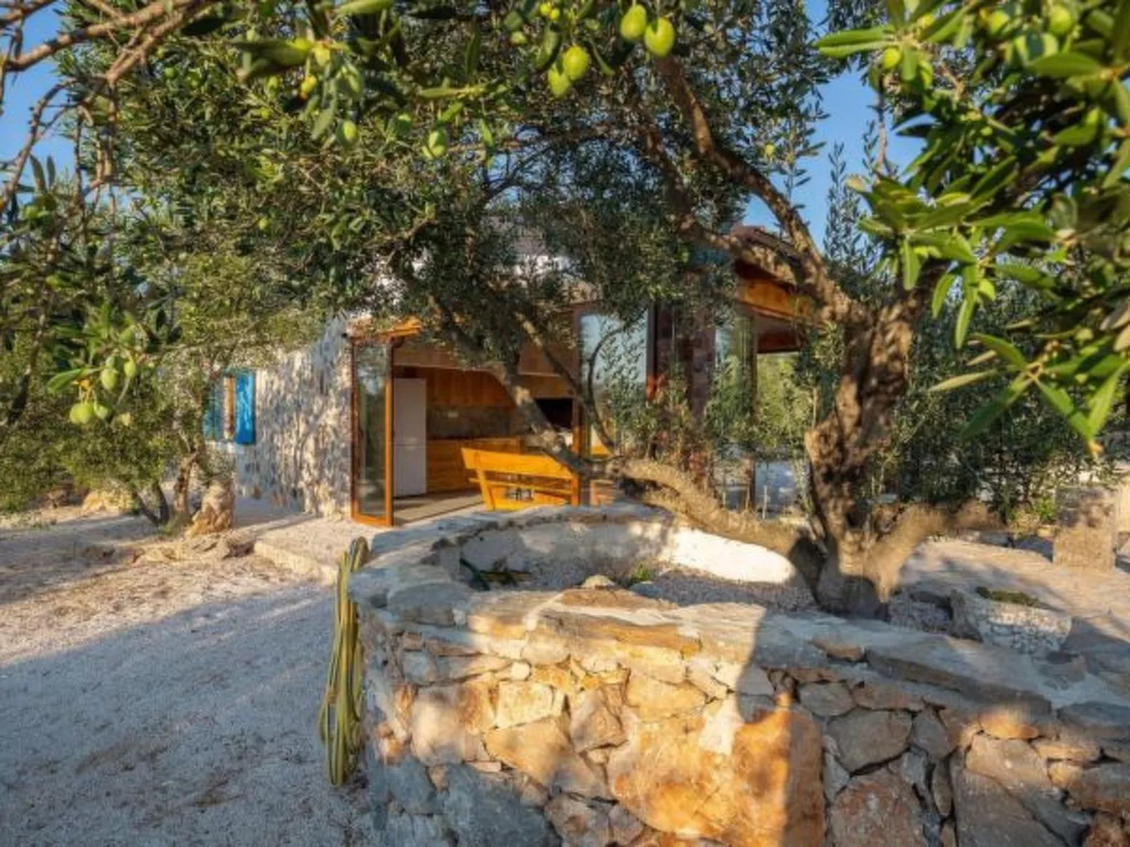 Eco Villa Solus with pool - Image-tags.info