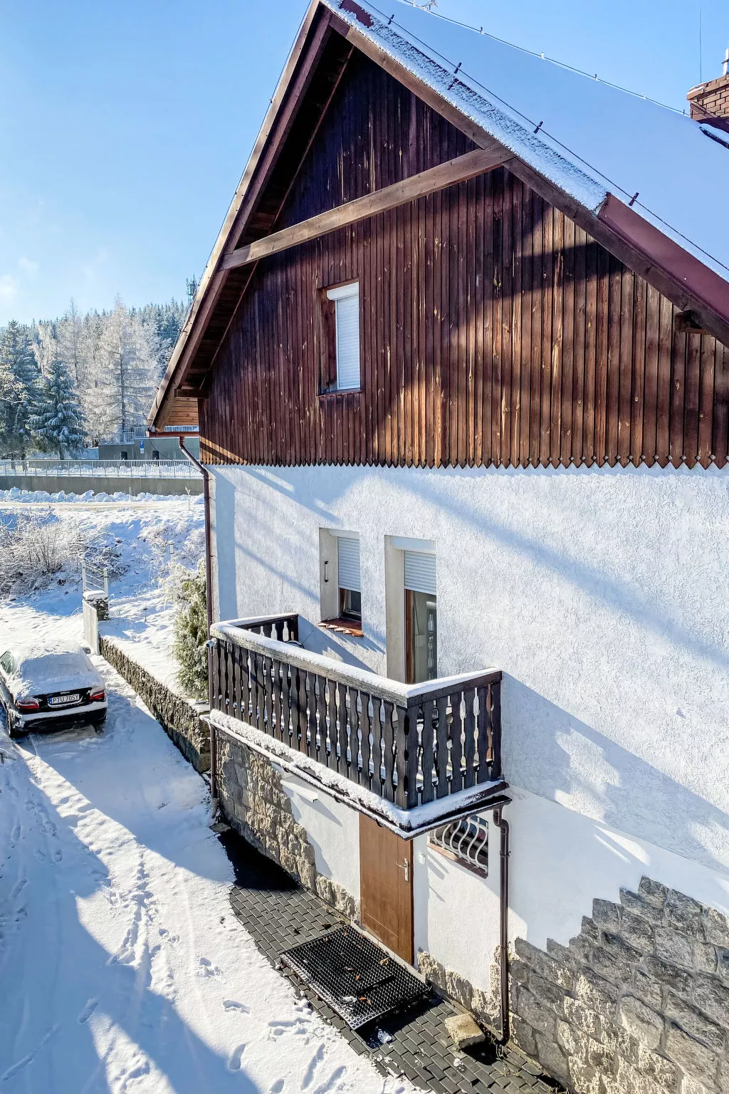 Holiday home in the Giant Mountains - Buiten