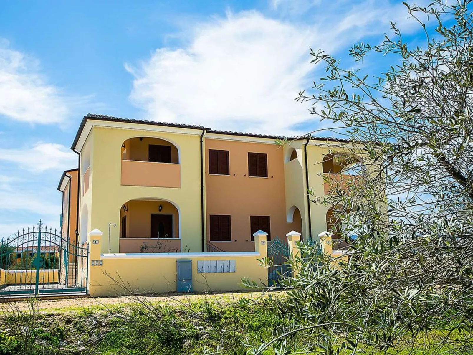 Apt. Orosei 3B, mit gemeinsamem Schwimmbad - Binnen