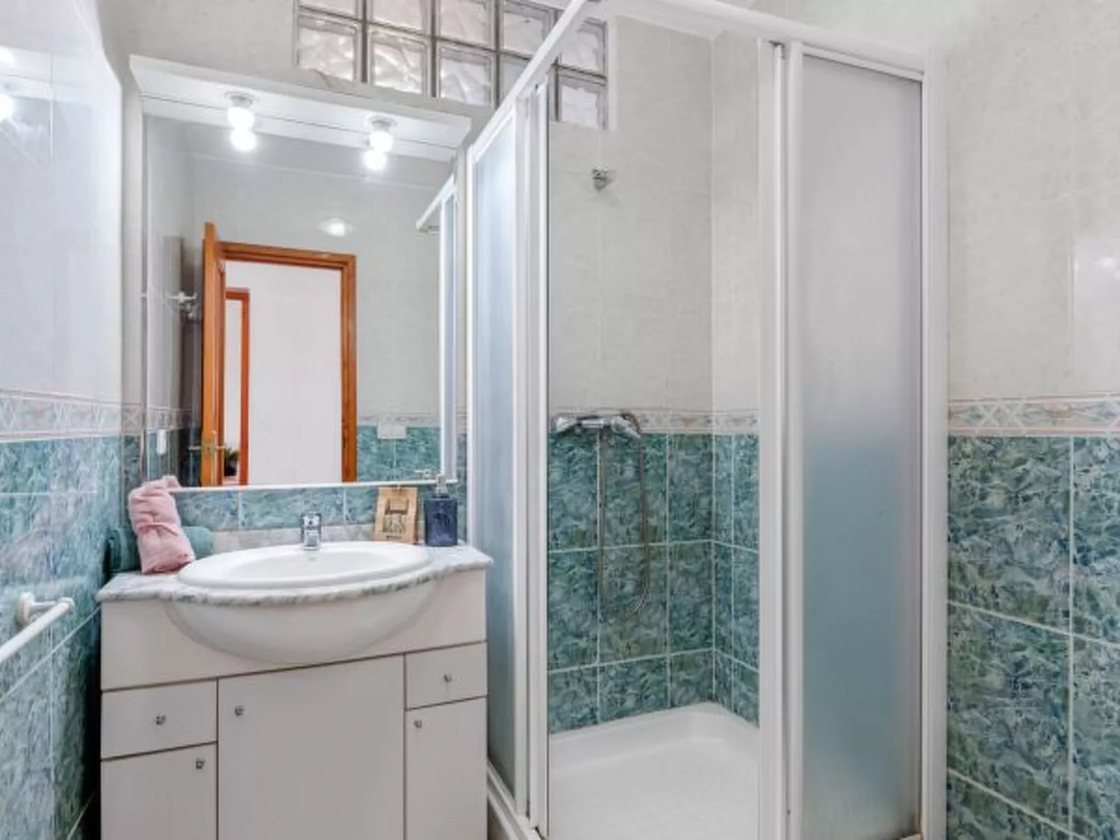 Villa Caseta de Sau - PlusHolidays - Image-tags.info