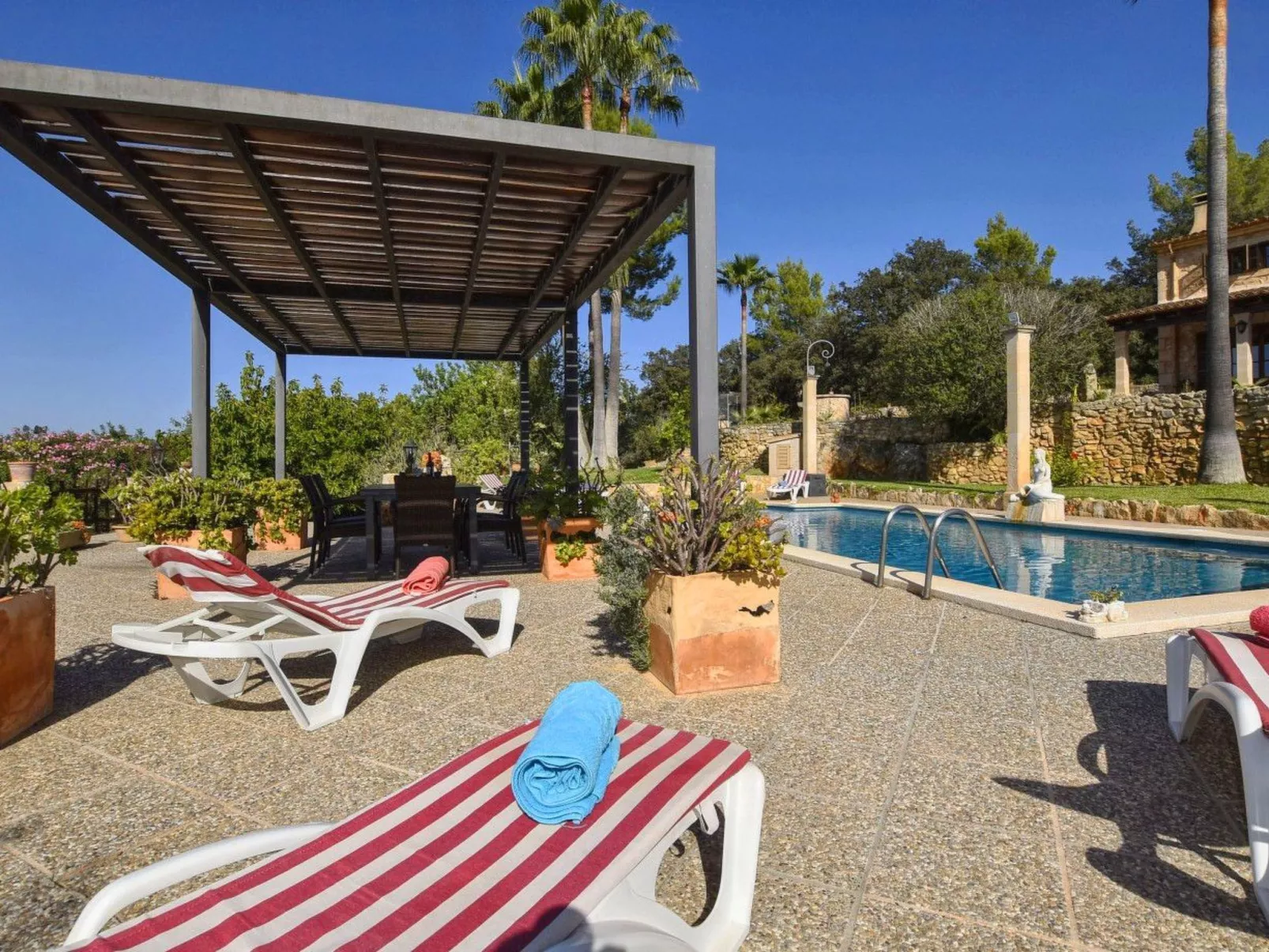 Rustikale Villa in der schönen mallorquinischen - Buiten