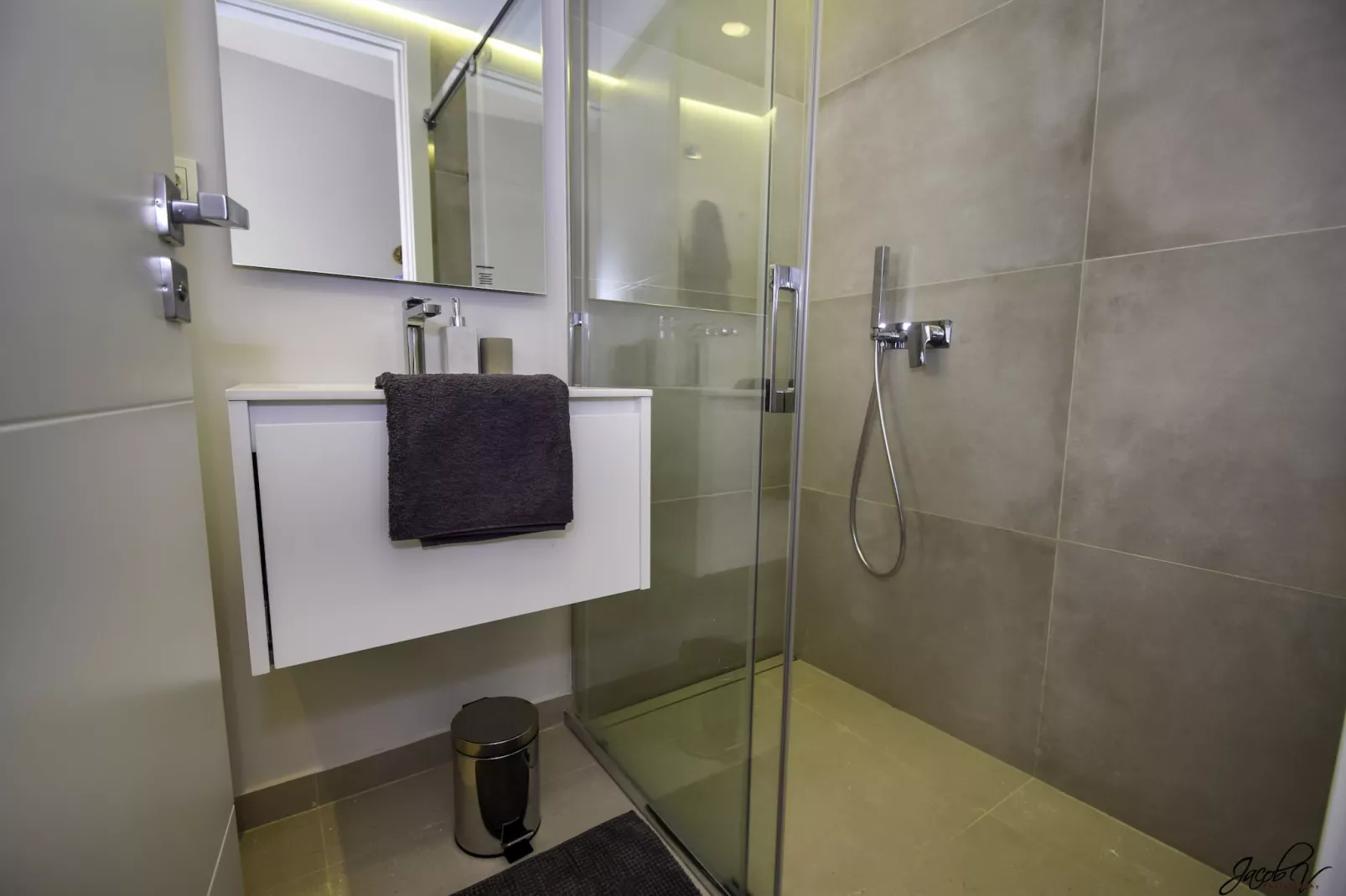 Tranquil Villa with Sea Views & Heated Pool! - Badkamer