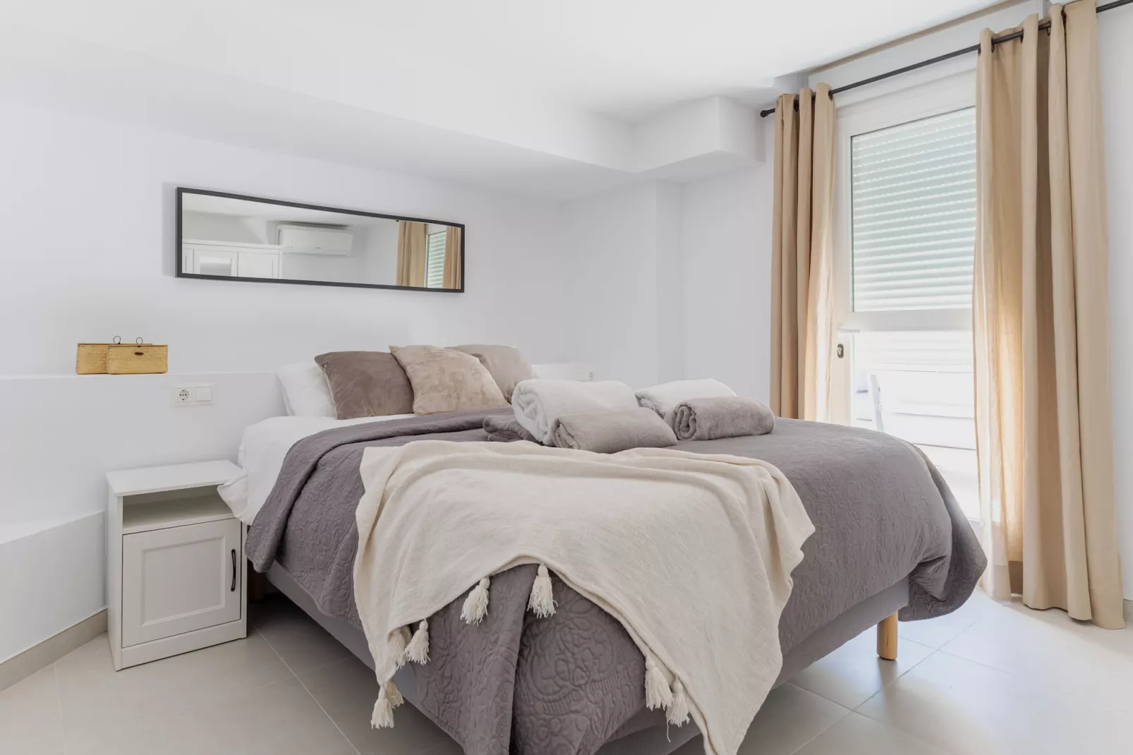 Elegant Villa with sea Views & Pool Marbella - Slaapkamer