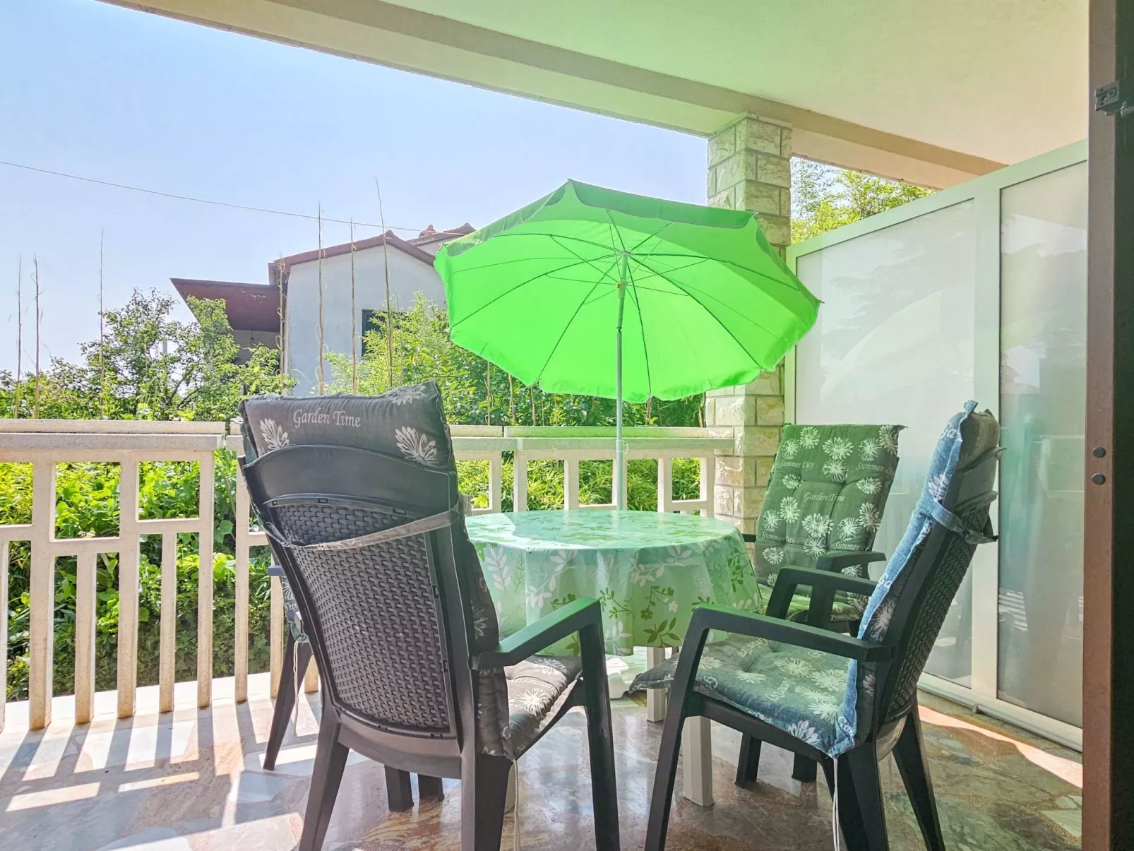 Wohnung "Aurelio" mit Terrasse - Buiten