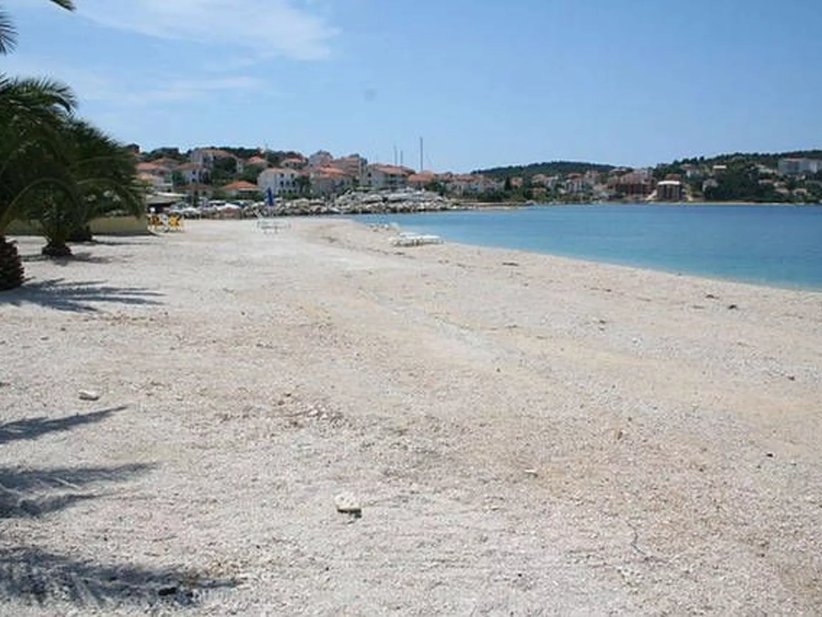 1. Etage Doppelbettzimmer 20m² mit Balkon und Meerblick Villa Milic*** - Buiten