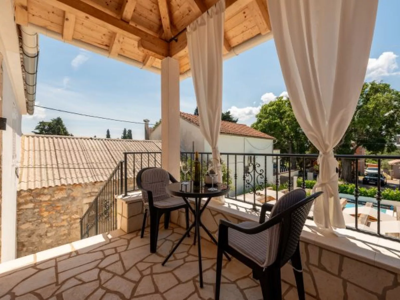 Apartment Varos 2+1 with shared pool - Image-tags.info