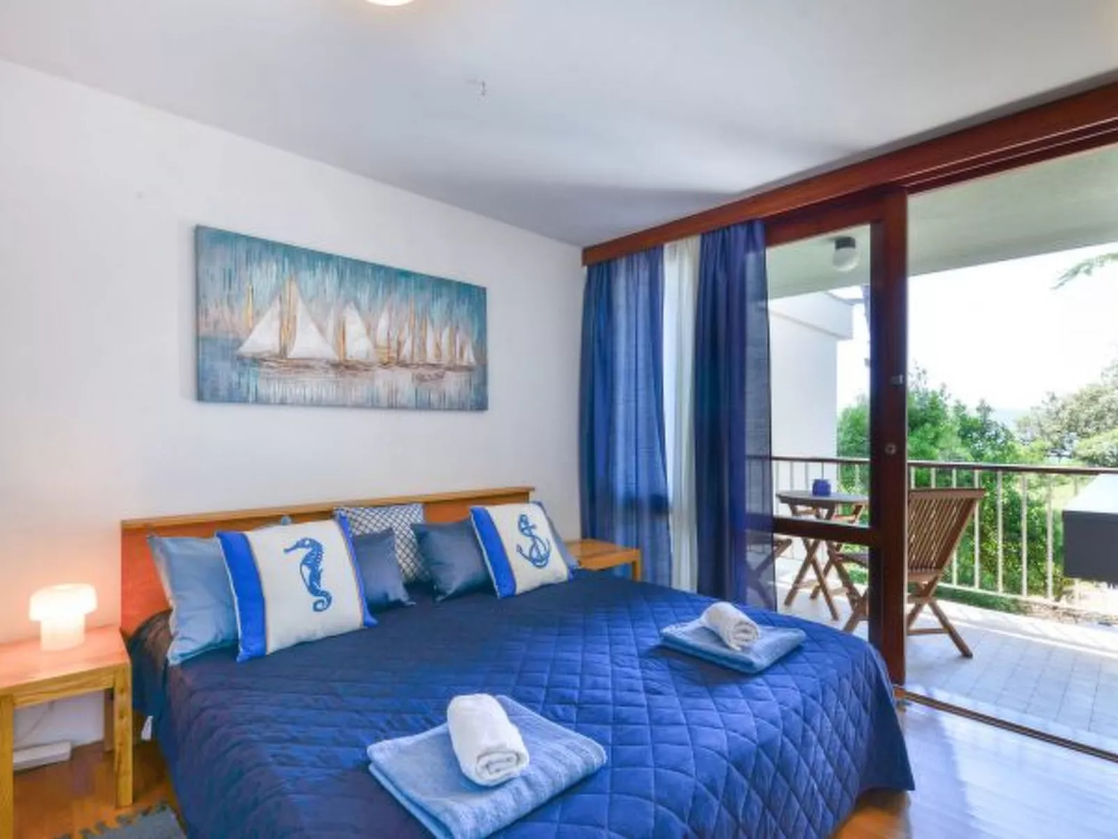 Holiday home Kondura with a sea view - Image-tags.info