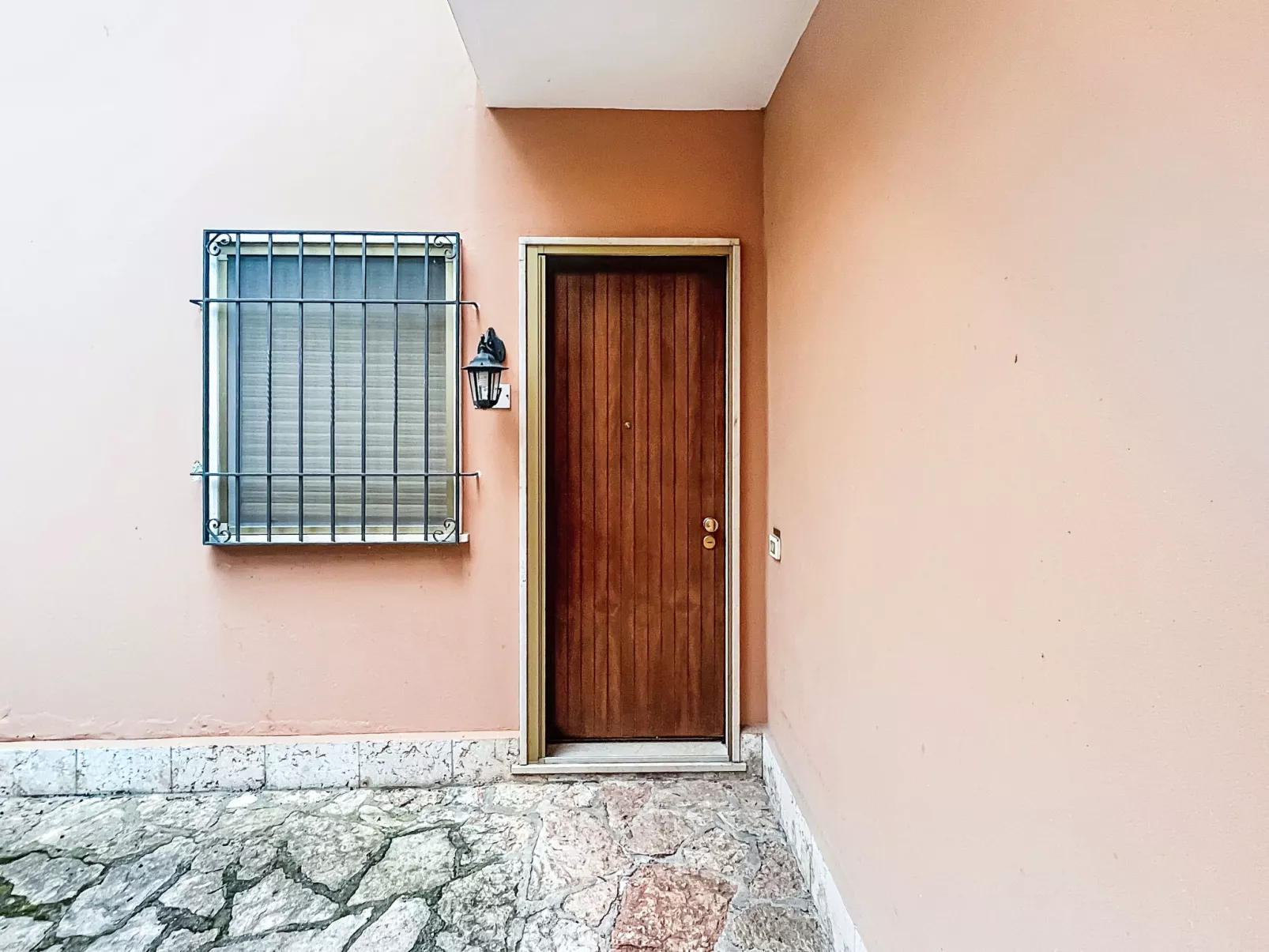 Sona's Lake Home - Buiten