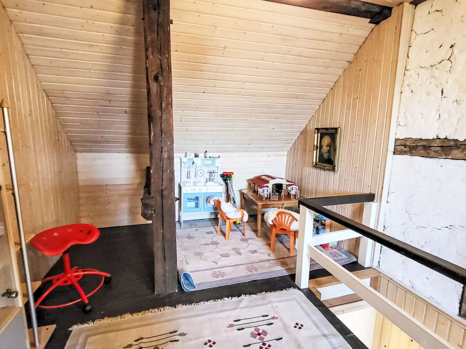 Mit großem eingezäunten Garten - Binnen