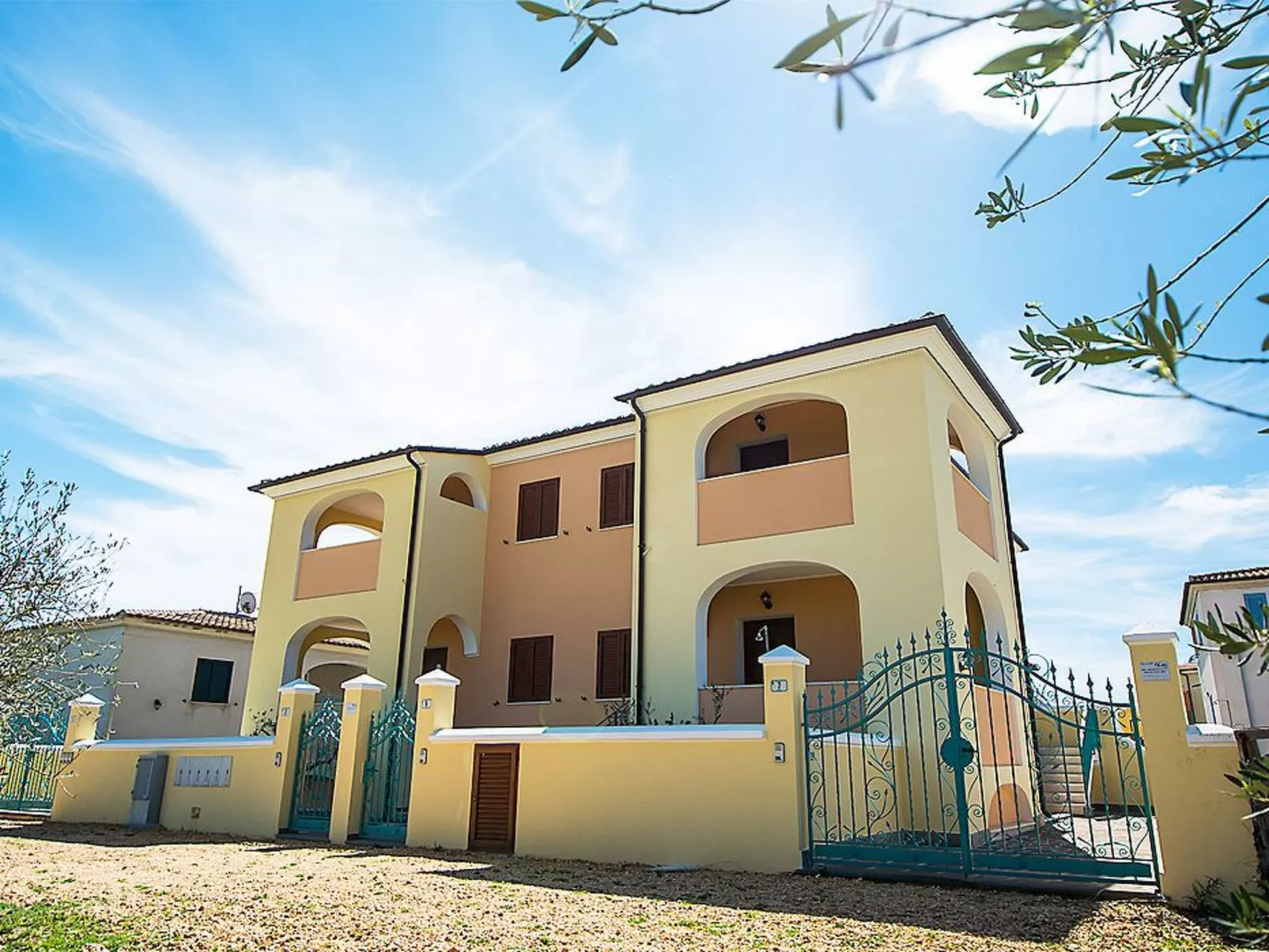 Apt. Orosei 3A, mit gemeinsamem Schwimmbad - Binnen