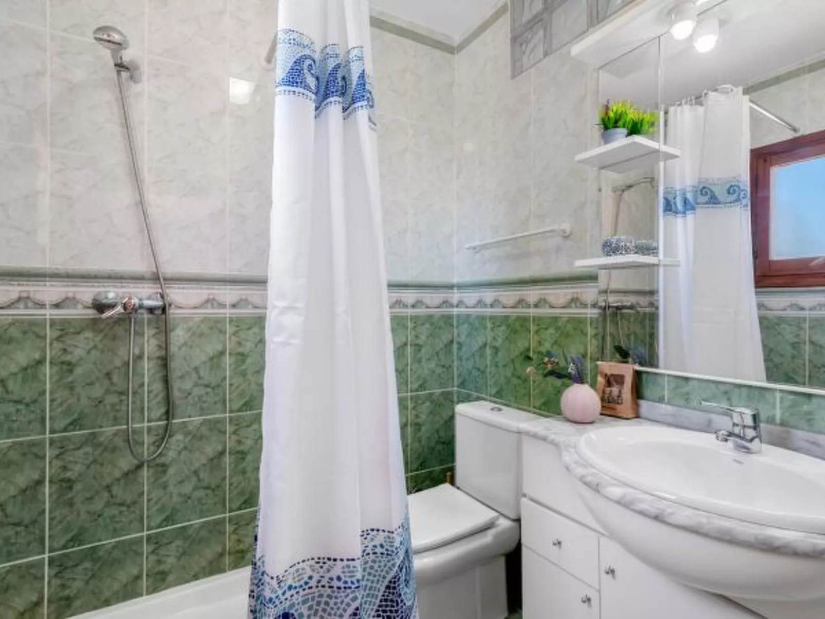 Villa Caseta de Sau - PlusHolidays - Image-tags.info