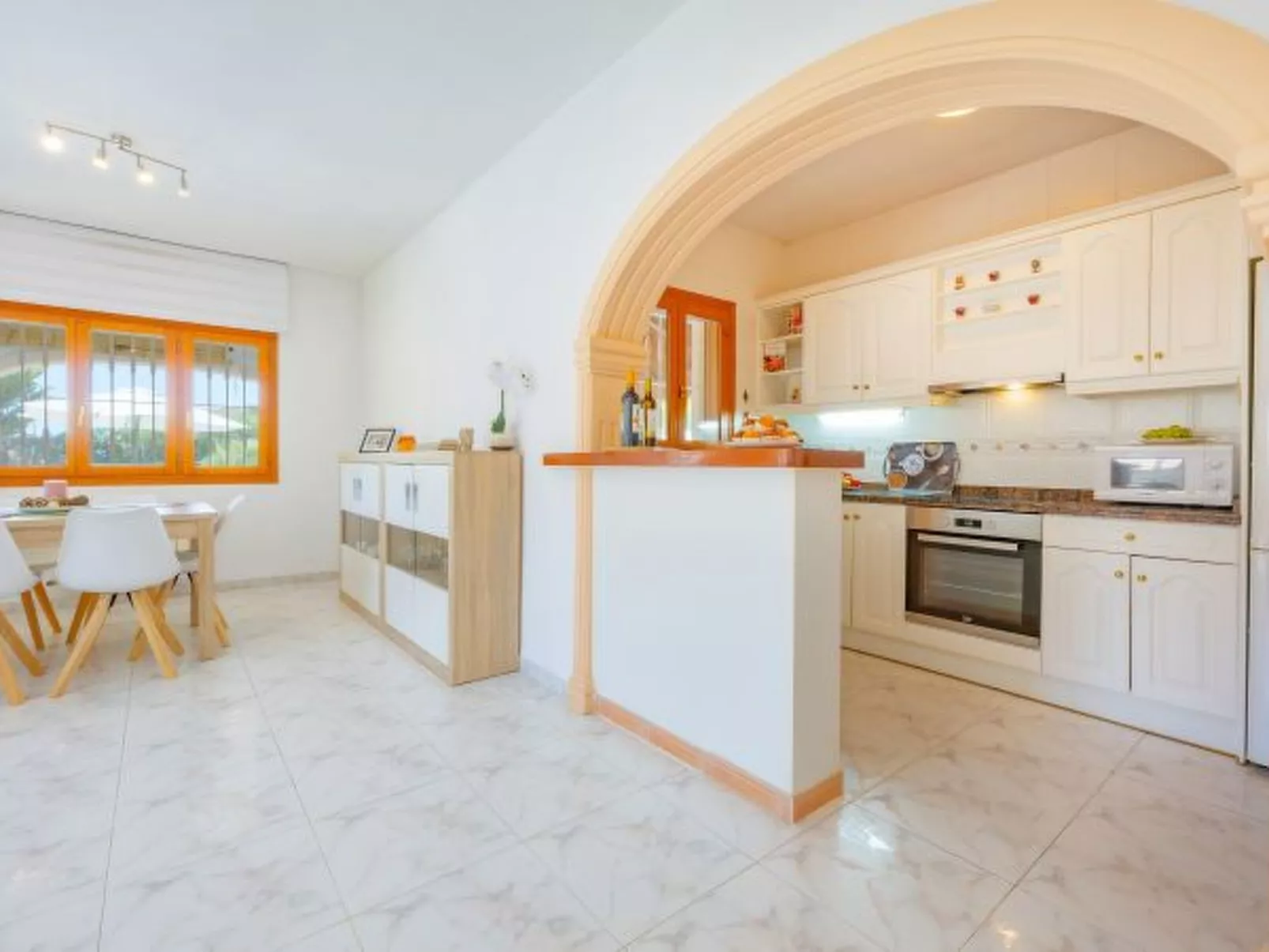 Villa Mona - PlusHolidays - Image-tags.info