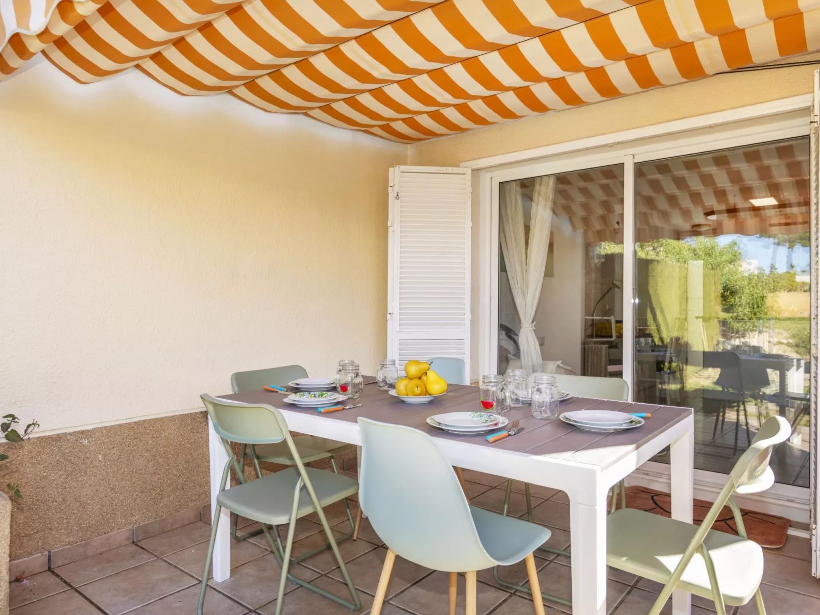 Ca la Flama - Buiten