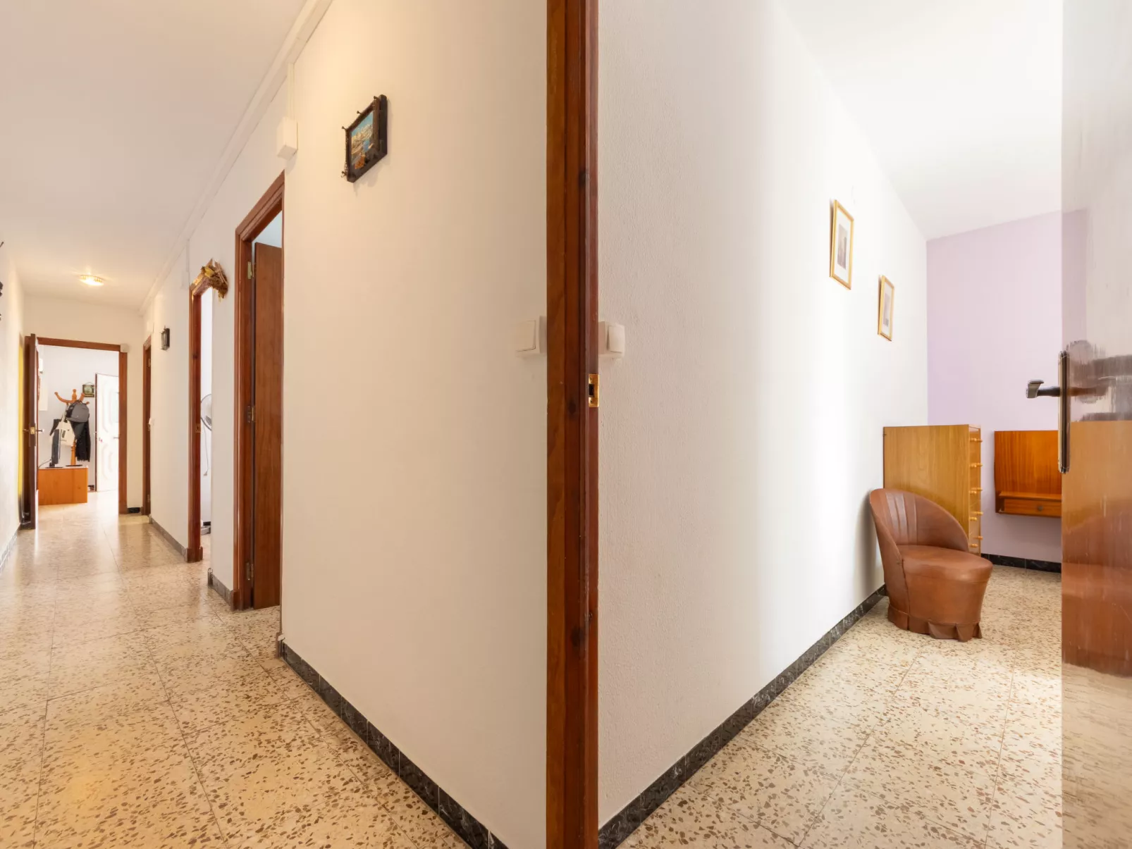 Tomas de Victoria - Binnen