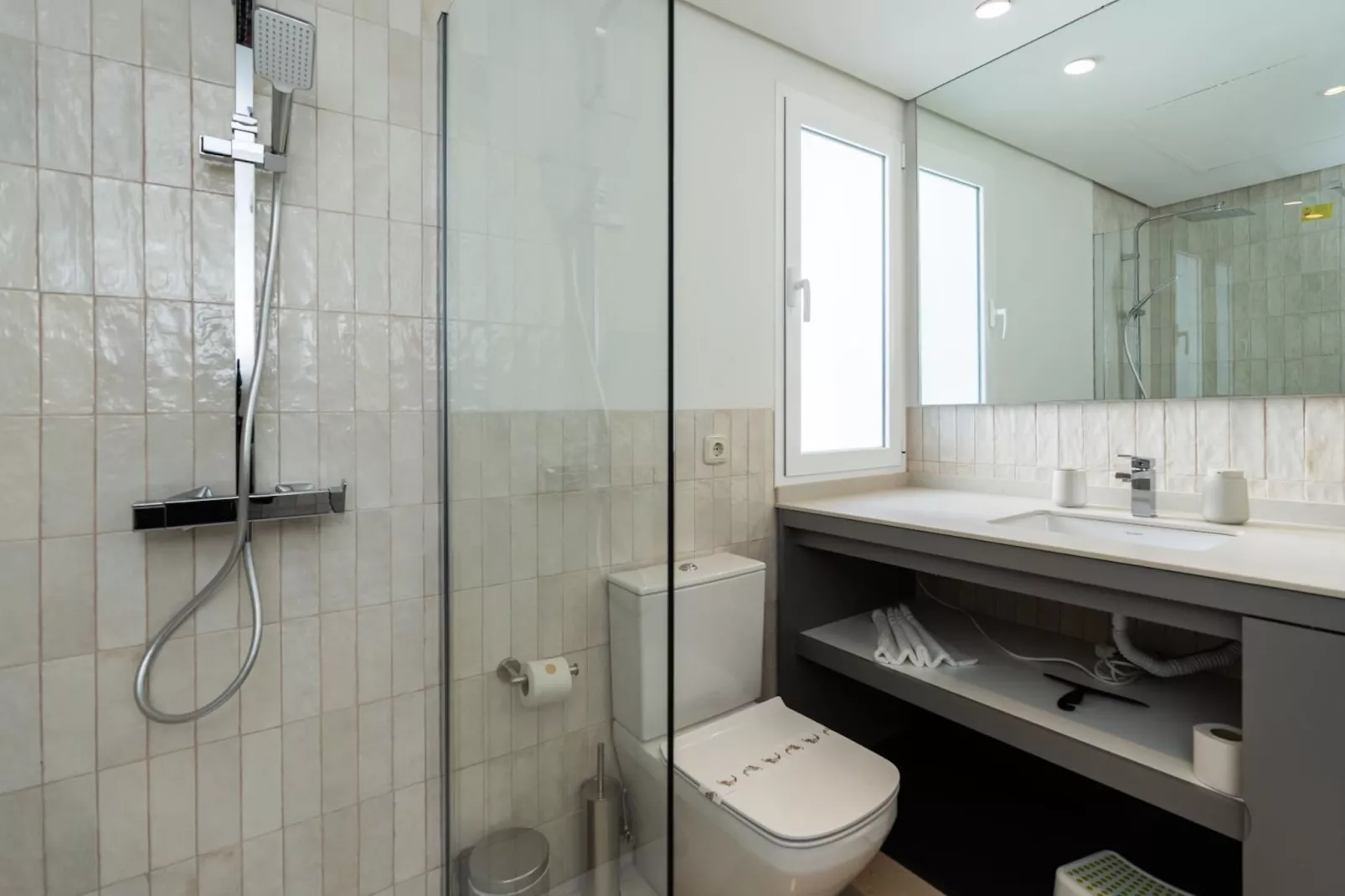 Exclusive 3-bed Penthouse Alcazaba Lagoon (321) - Badkamer