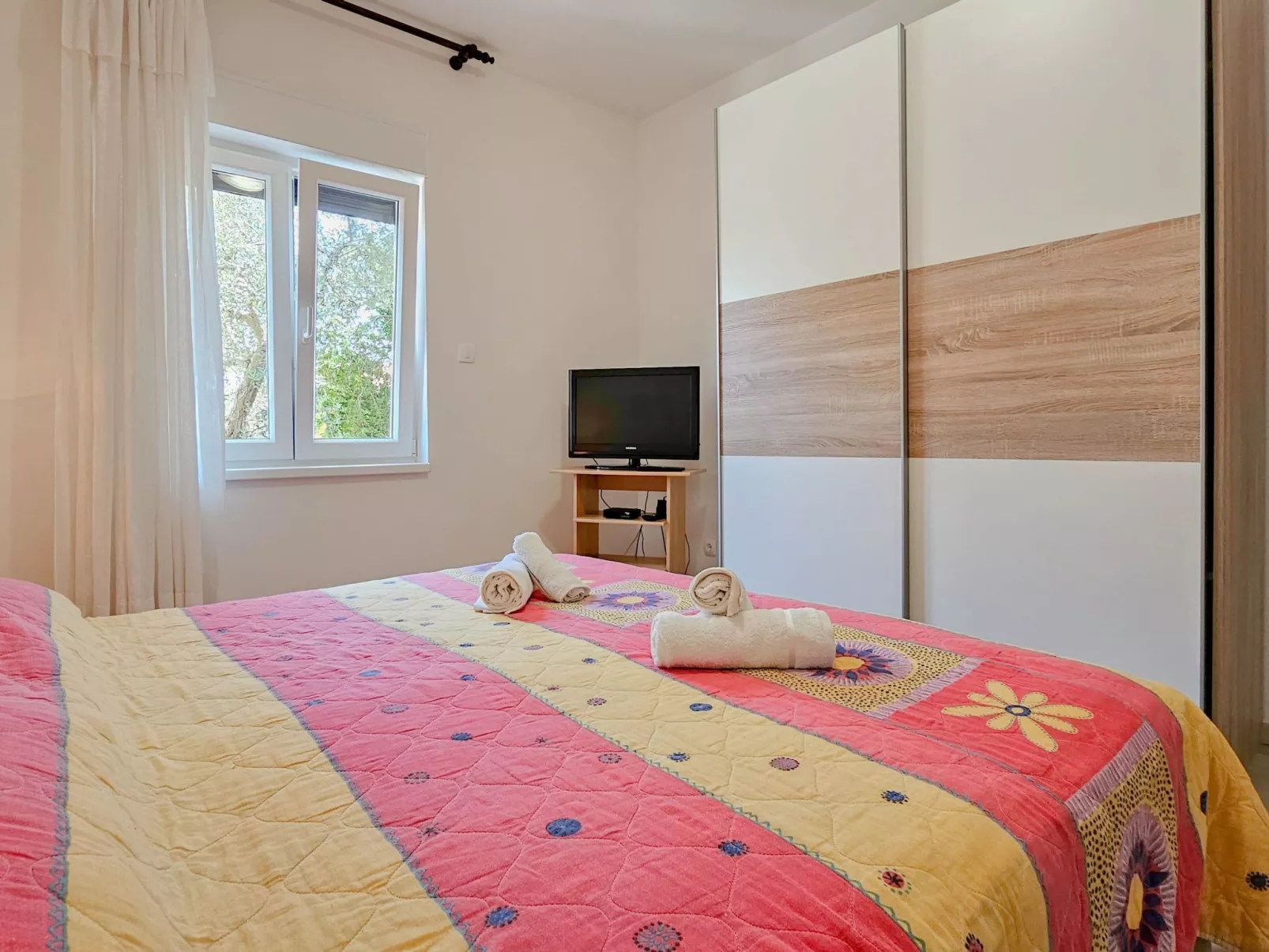 "Beco 2" direkt am Strand - Binnen