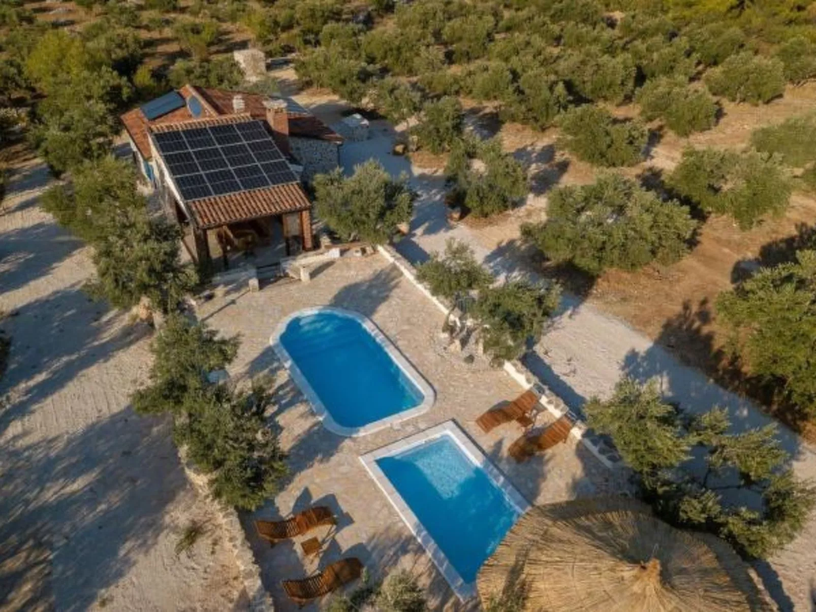 Eco Villa Solus with pool - Image-tags.info