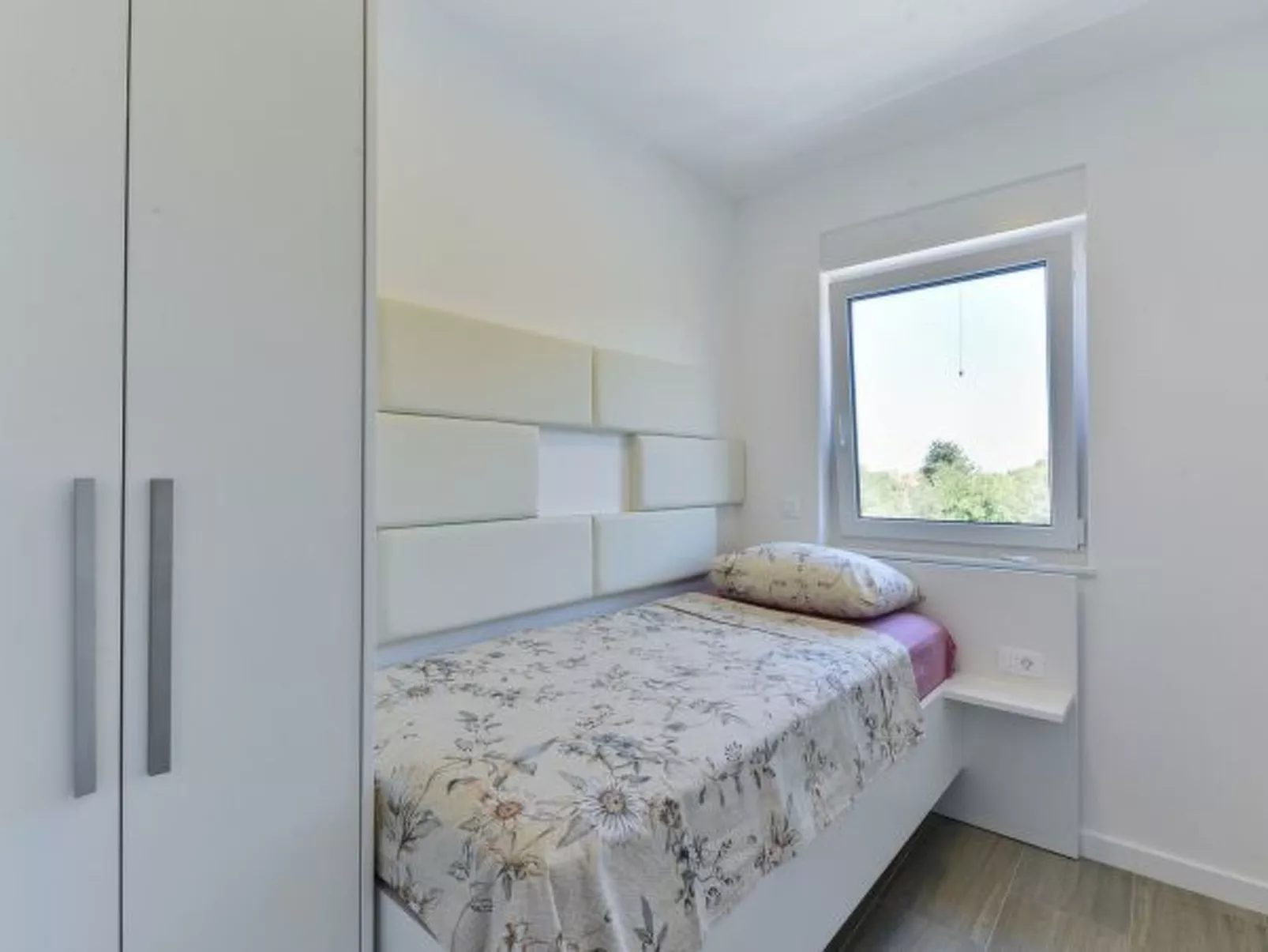 Villa Div with heated pool, Penthouse Apt. No.3