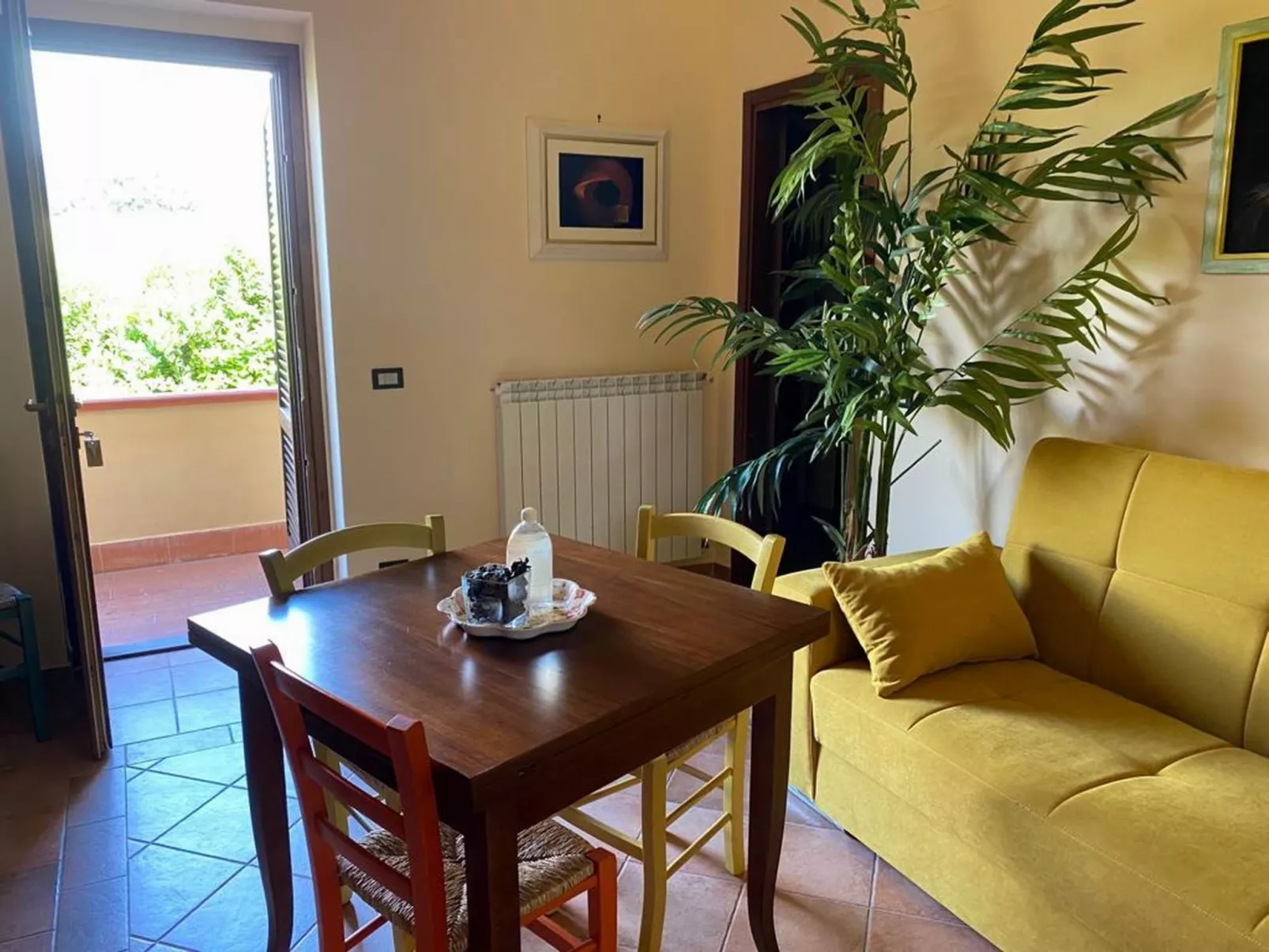 Pieve pomaia trilo flach - Binnen