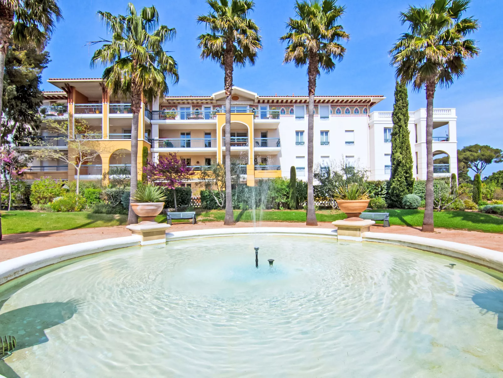 Le Grand Parc - Buiten