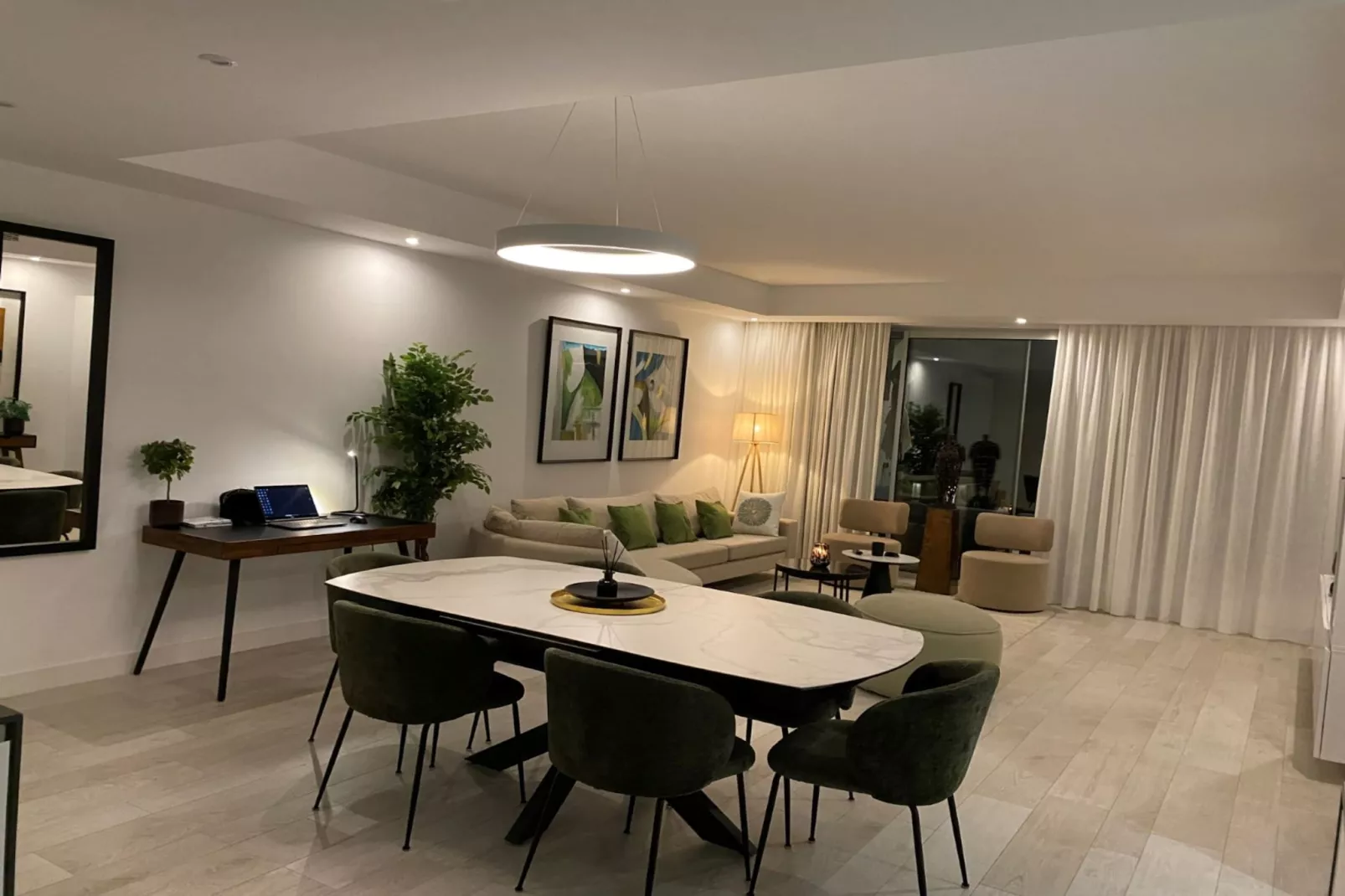 Stylish 2-Bed Apartment | Alcazaba Lagoon (1713) - Eetkamer