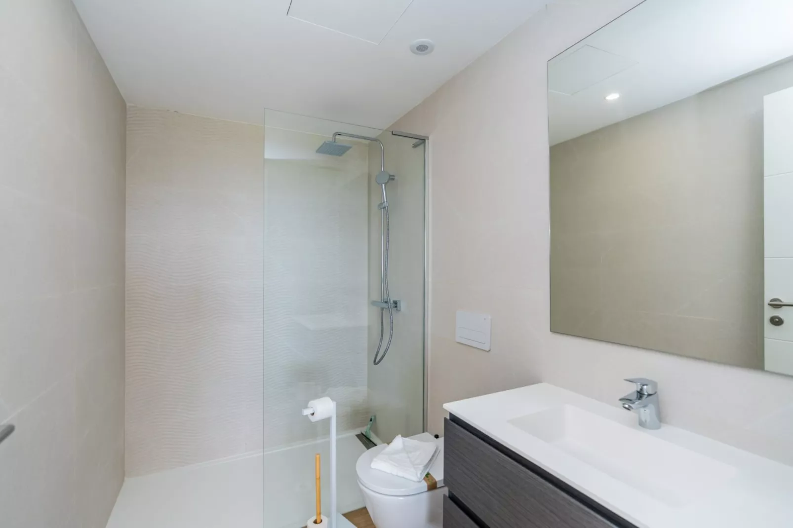 AL4-1901 ESTEPONA - APARTMENT - ALCAZABA LAGOON - Badkamer
