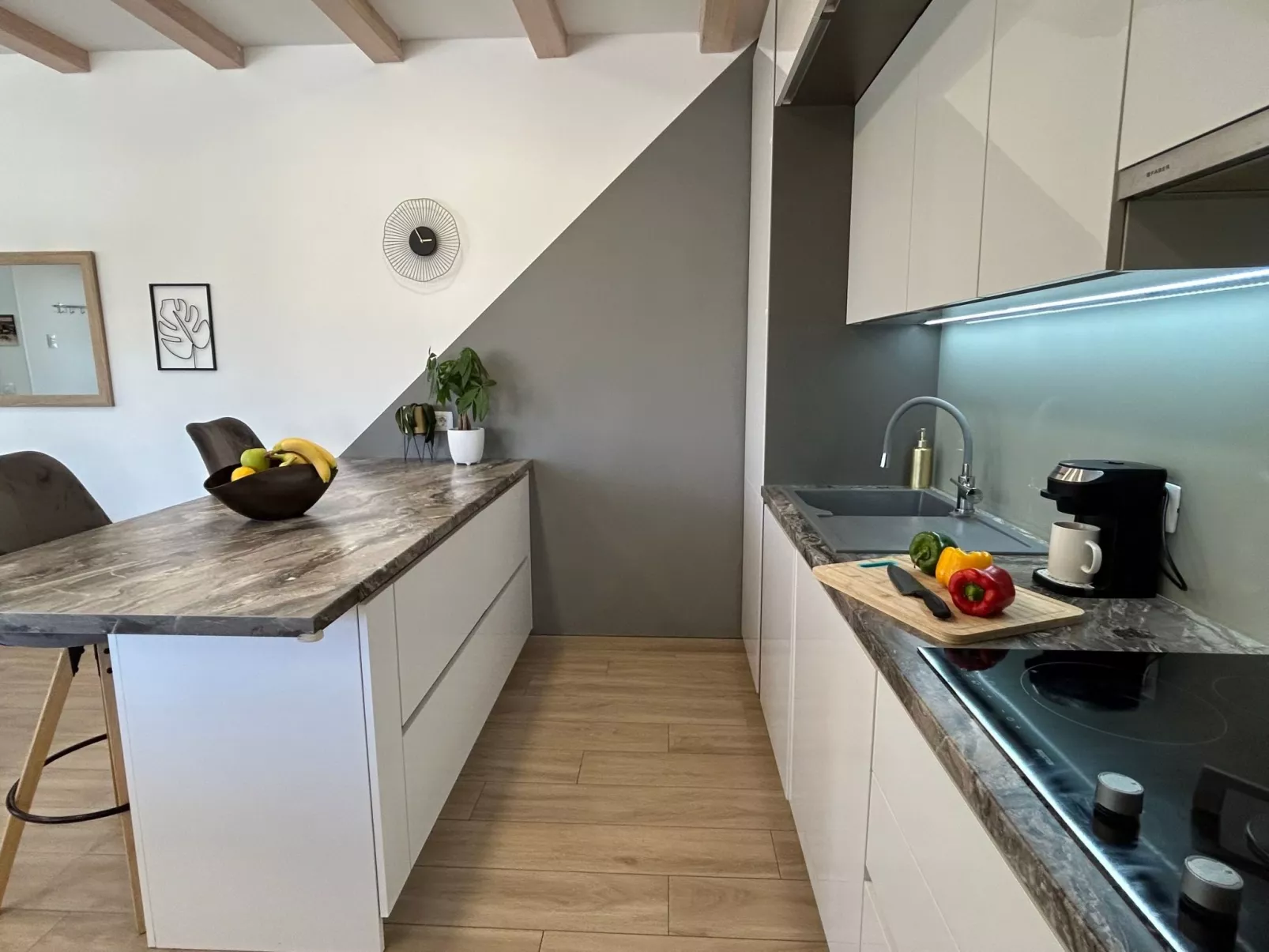 Diva mit privatem Pool - Image-tags.info