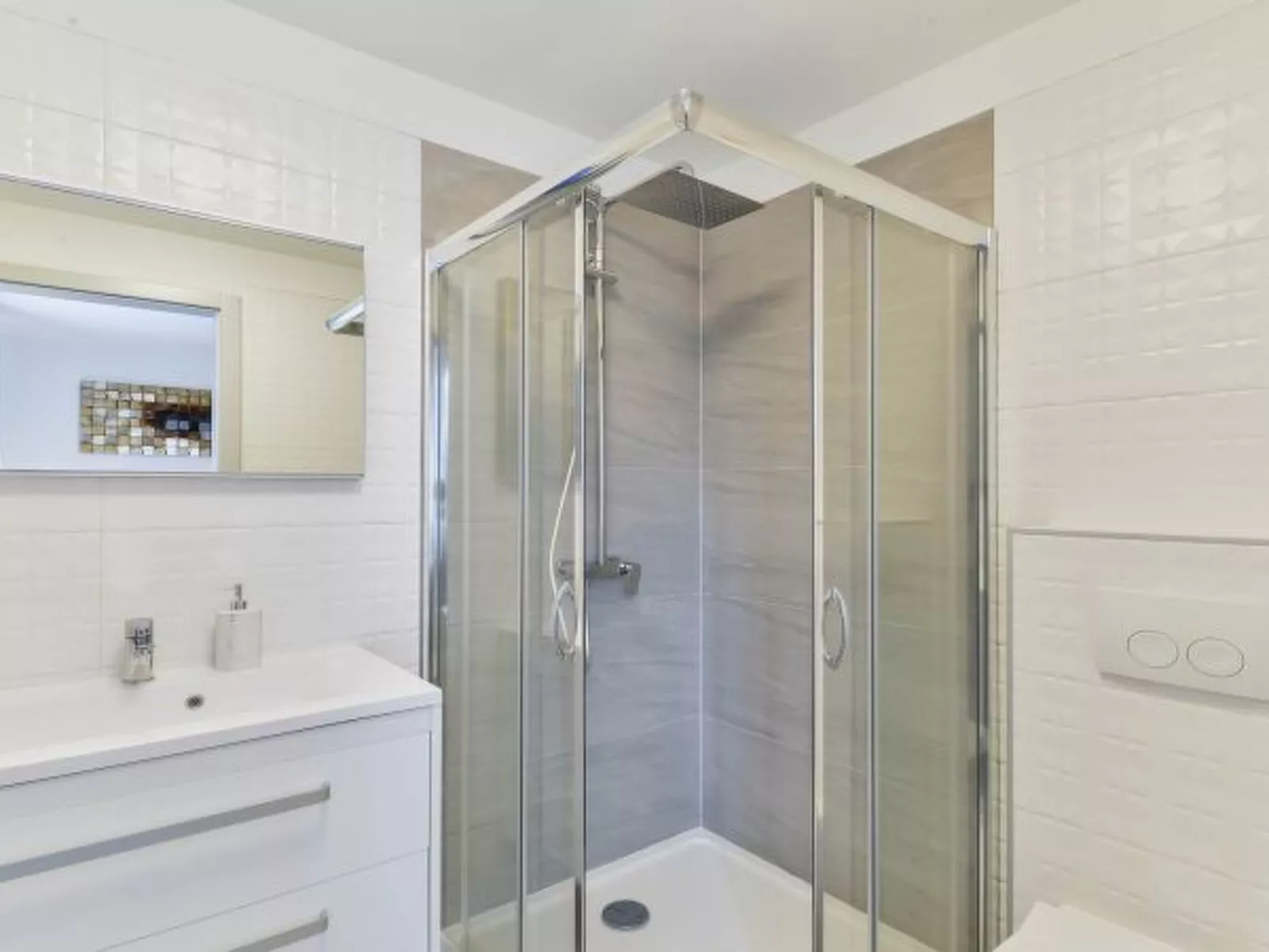 Villa RE with heated pool and spa - Image-tags.info