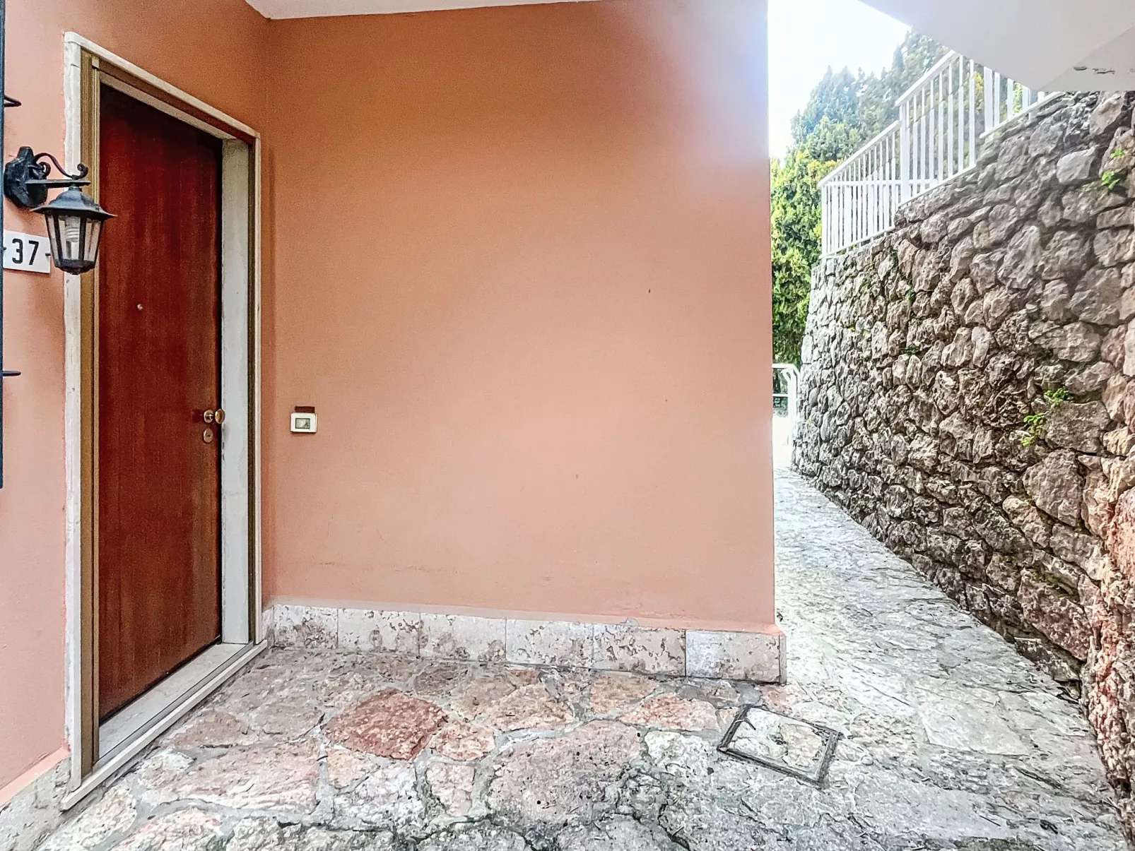 Sona's Lake Home - Buiten