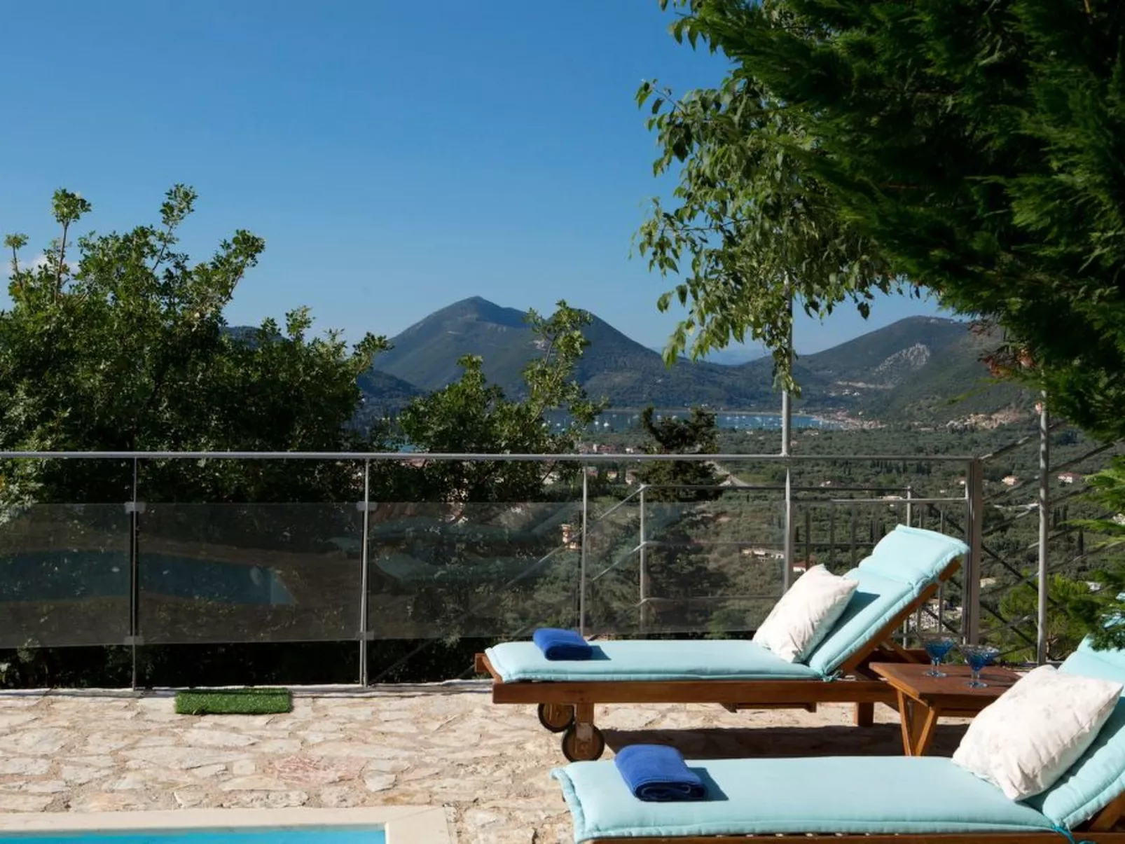 Finca "Dahlia" mit Infinity-Pool - Binnen