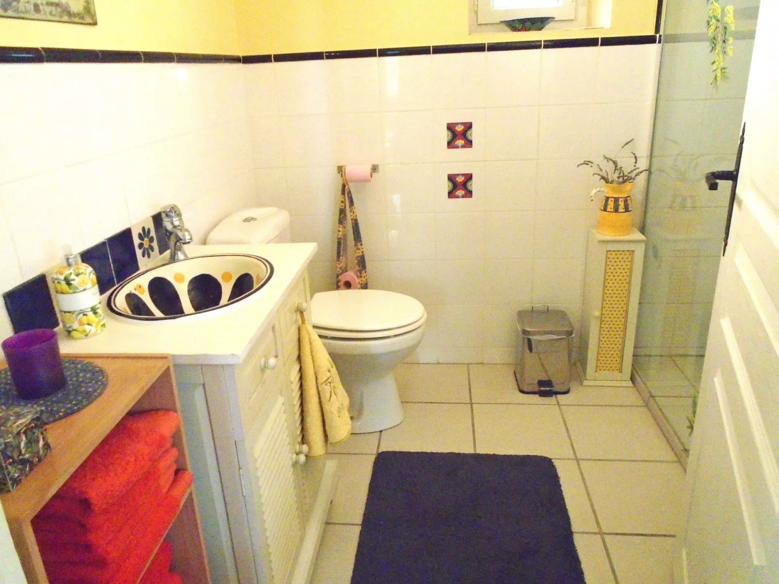 La Soleillade apt mit exklusiver Nutzung des großen Pools - Binnen