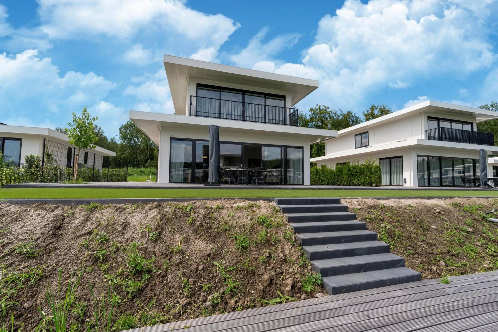 Villa Lacus 553-Buitenkant zomer