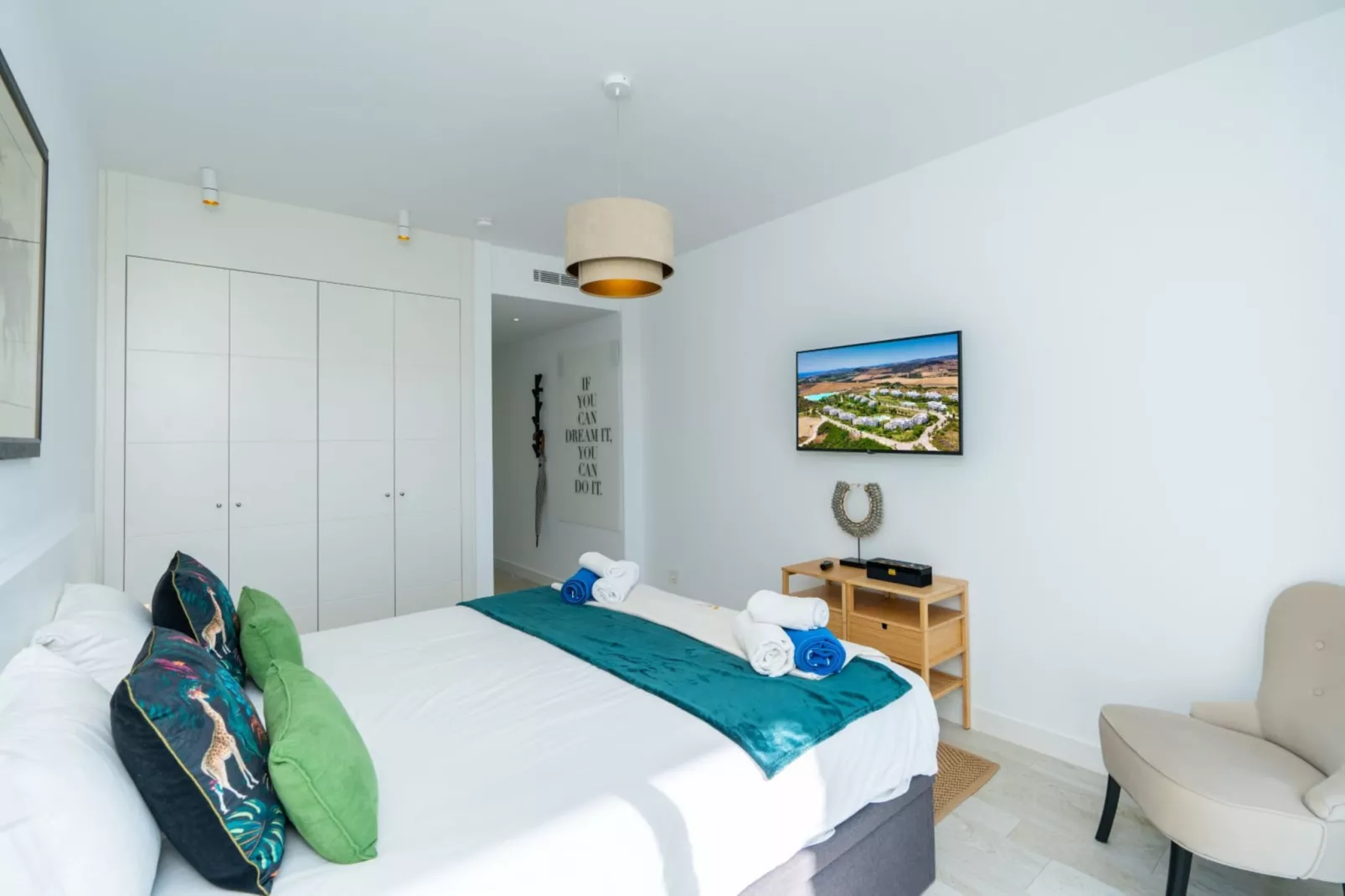 Stylish 2-Bed Apartment | Alcazaba Lagoon (1713) - Slaapkamer