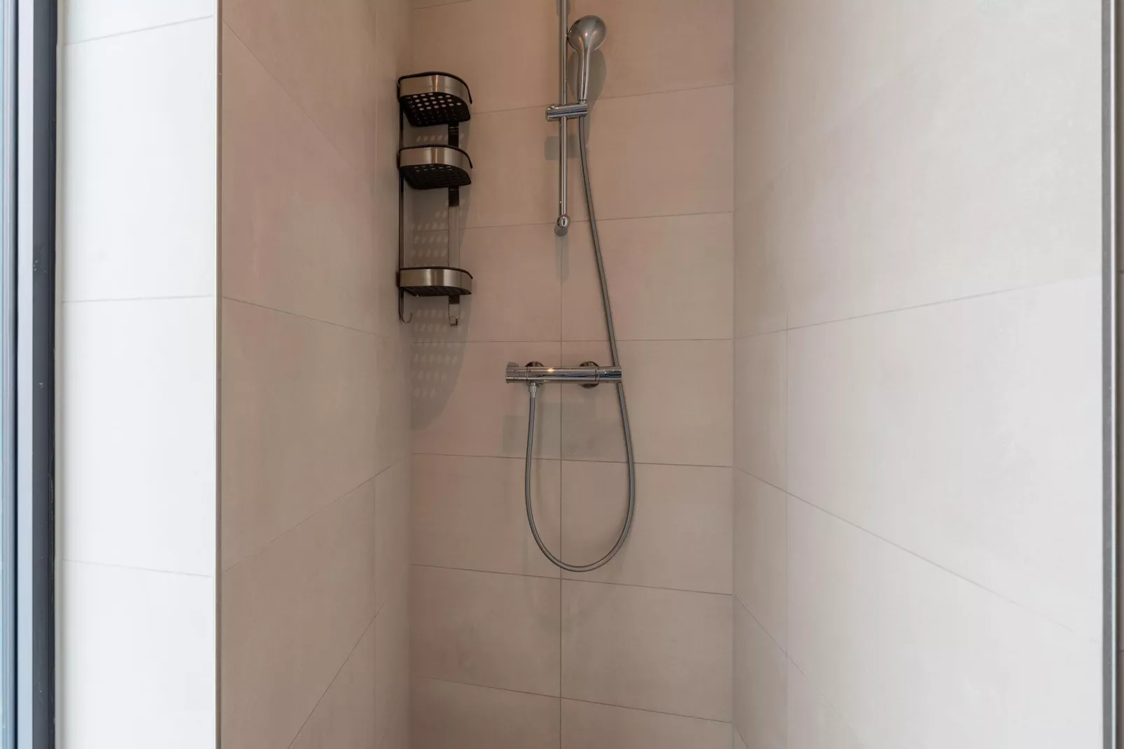 Villa Lacus 553-Badkamer