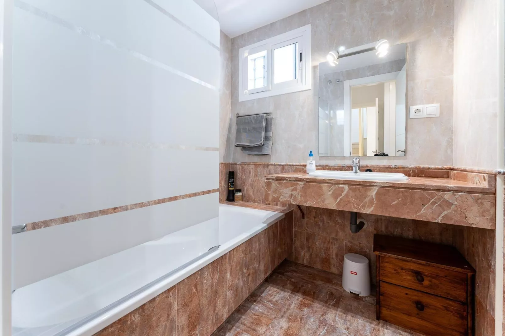 CT 196 - Faro's Villa Horizonte - Benalmadena - Beach Golf & Pool - Badkamer