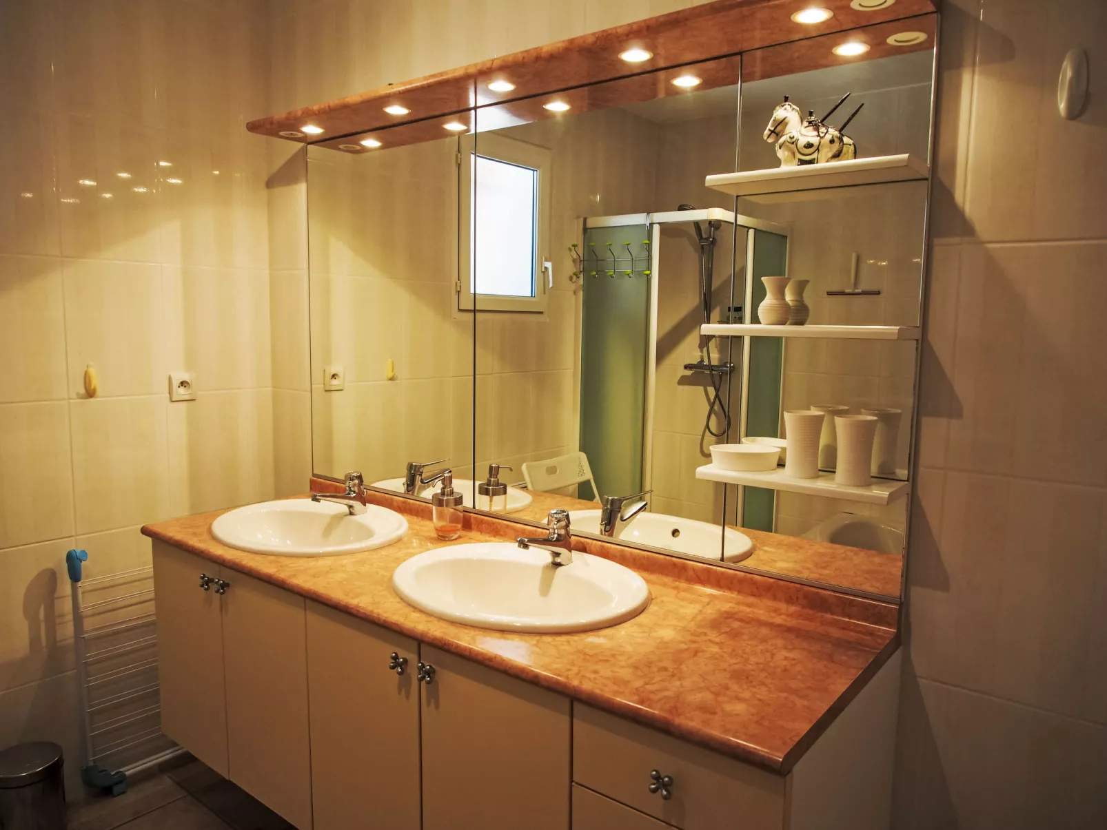 Urlaub im Süden zwischen Meer und Bergen - Binnen