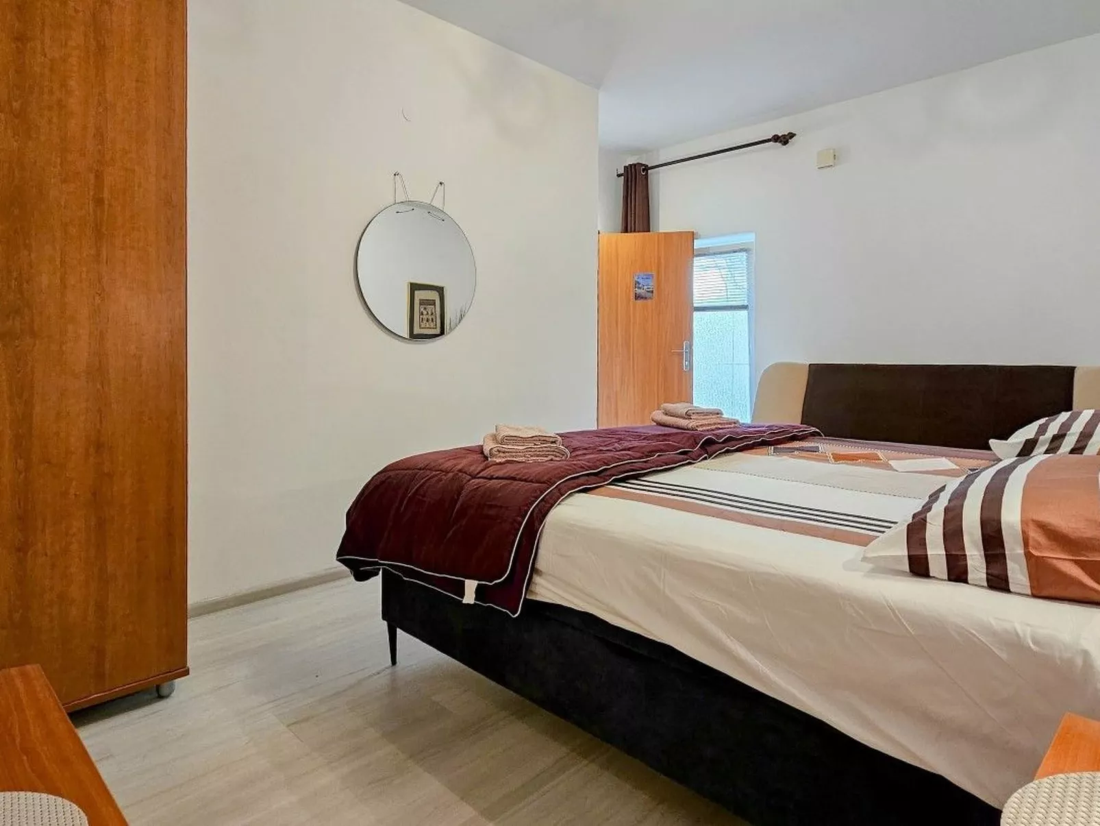 "Pintar 2" direkt am Strand - Binnen